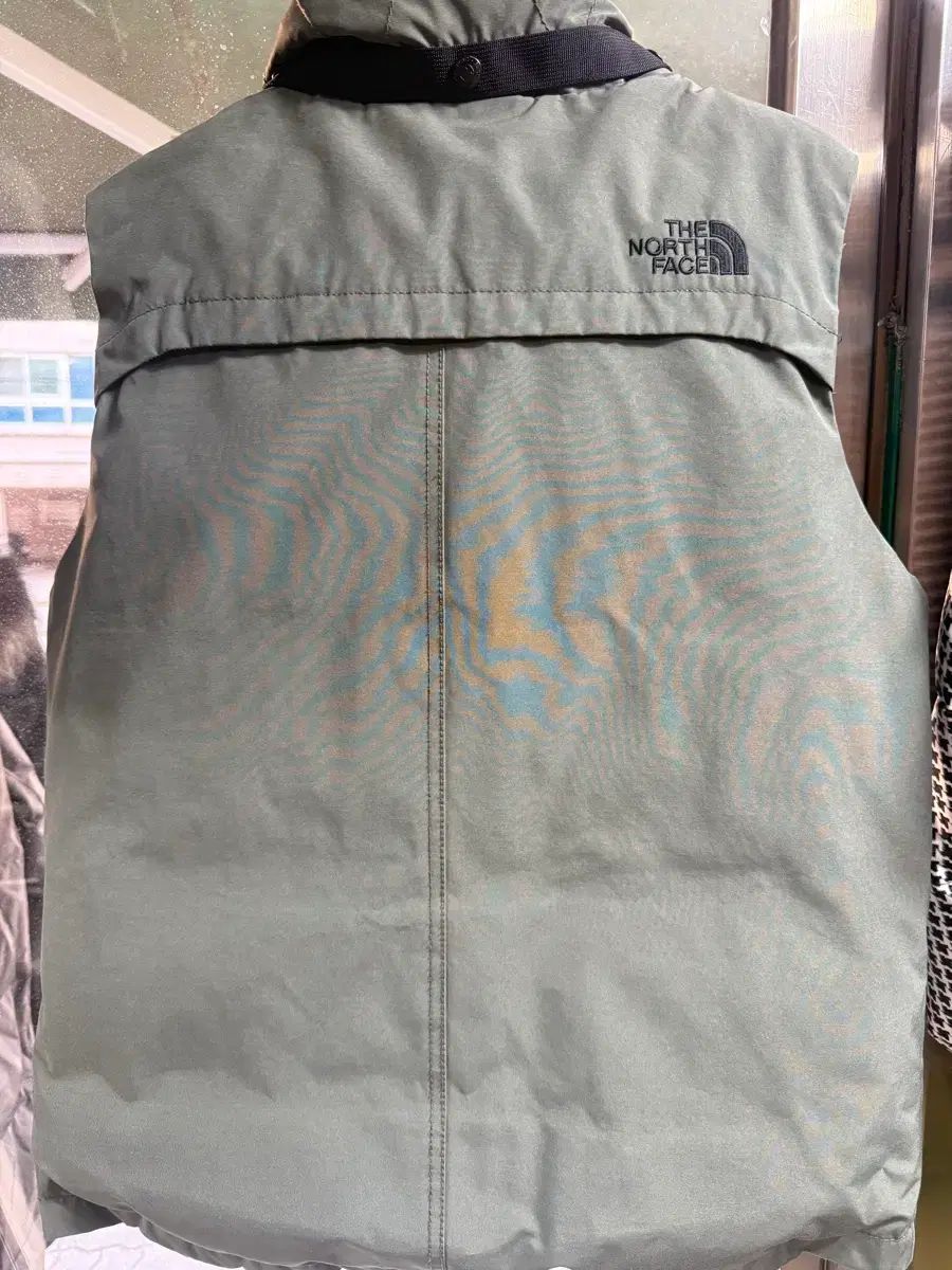 90 THE NORTH FACE ザノースフェイス ポケット グース ダウン ベスト カーキ