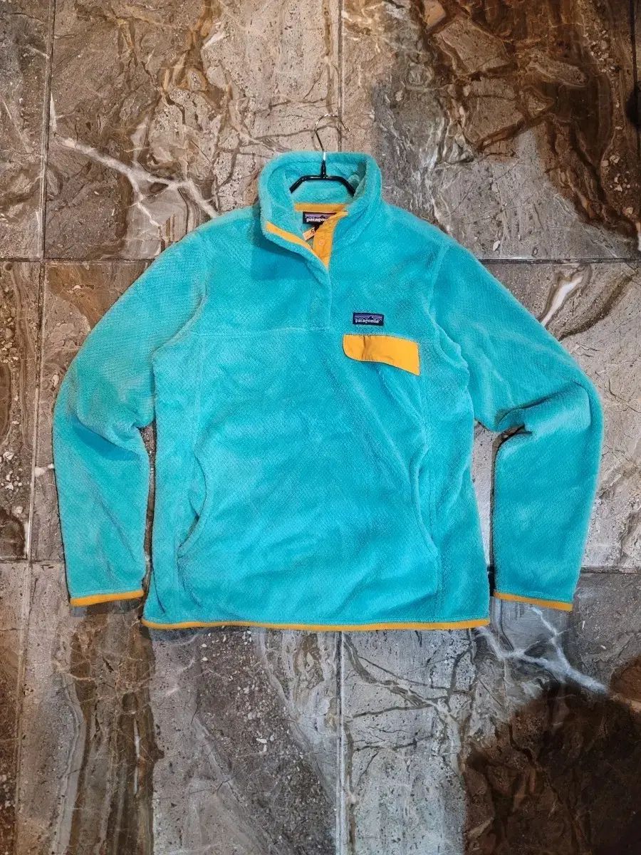 パタゴニア フリース プルオーバー エメラルド