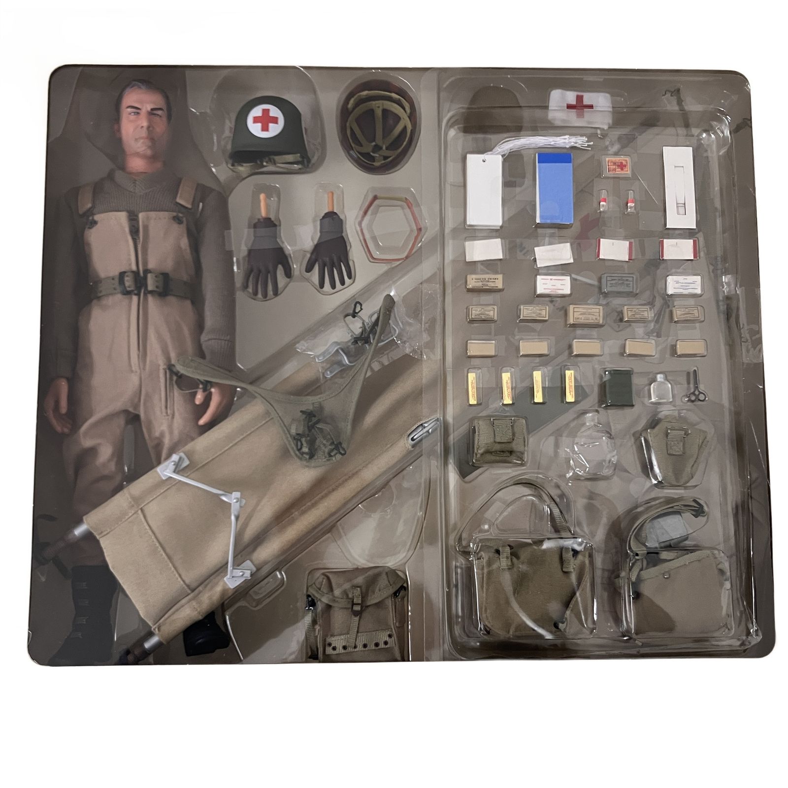 ドラゴン 1 6 WWII U.S. ARMY MEDIC 94 th PRIVATE Doc Peterson アクションフィギュア