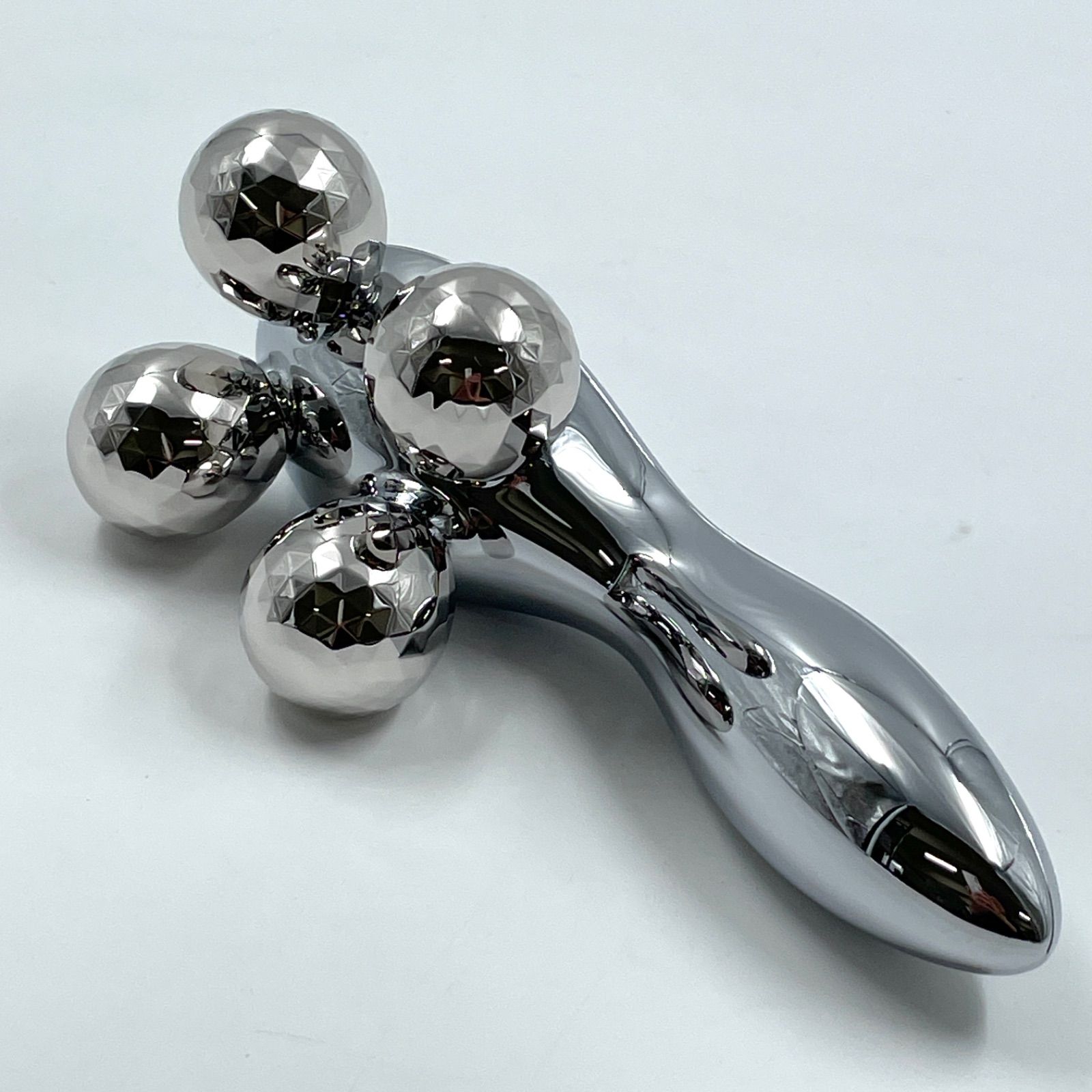 1218 A Refaリファフォーカラット 美顔器 フェイスケアMTG 美容 プラチナ電子ローラー 家庭用美容器 01