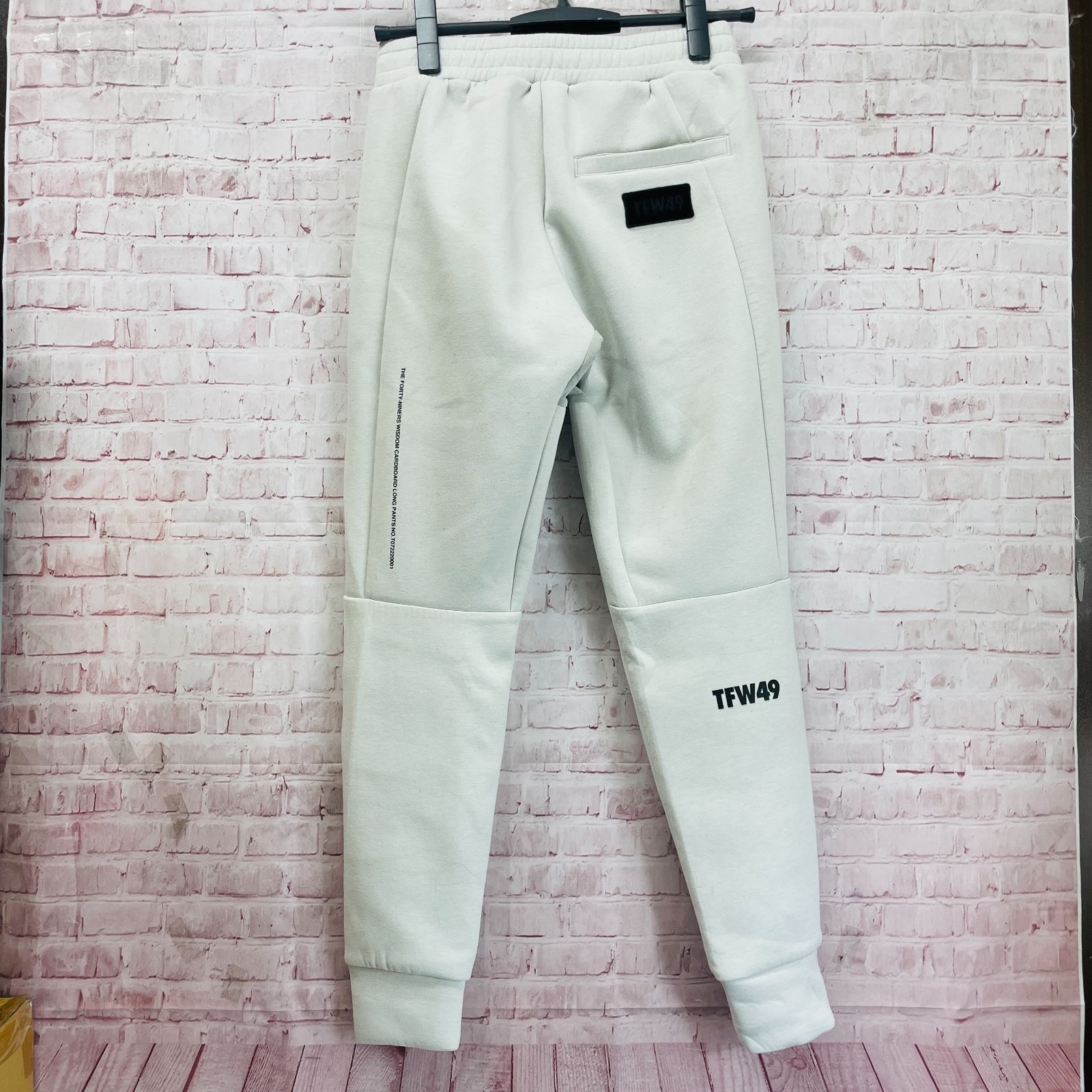 TFW49 節約 ティーエフダブリュー ロングパンツ CARDBOARD PANTS