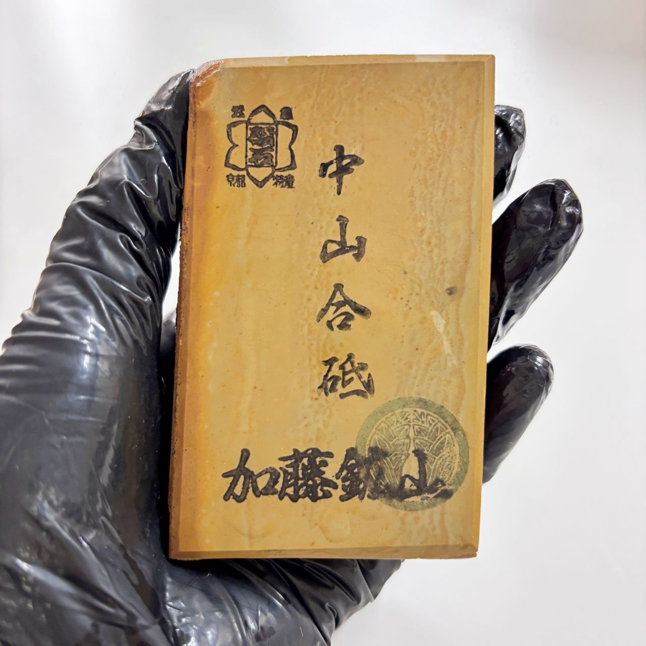 古い 天然砥石 古い 天然砥石 正本山 1682g 8.1x22x3.8cm 奥殿巣