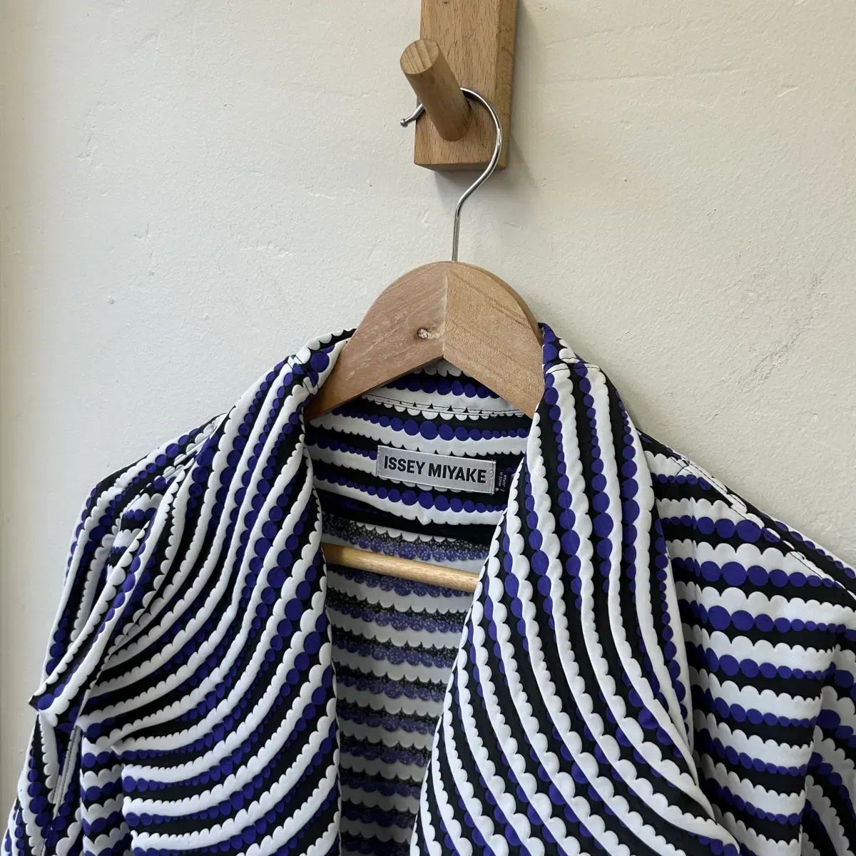 18S/S ISSEY MIYAKE イッセイミヤケ ロングコート - メルカリ