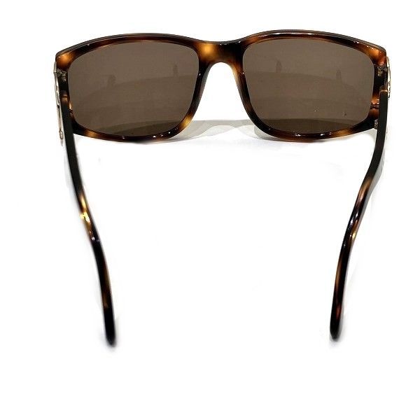 ブランド小物 サングラス