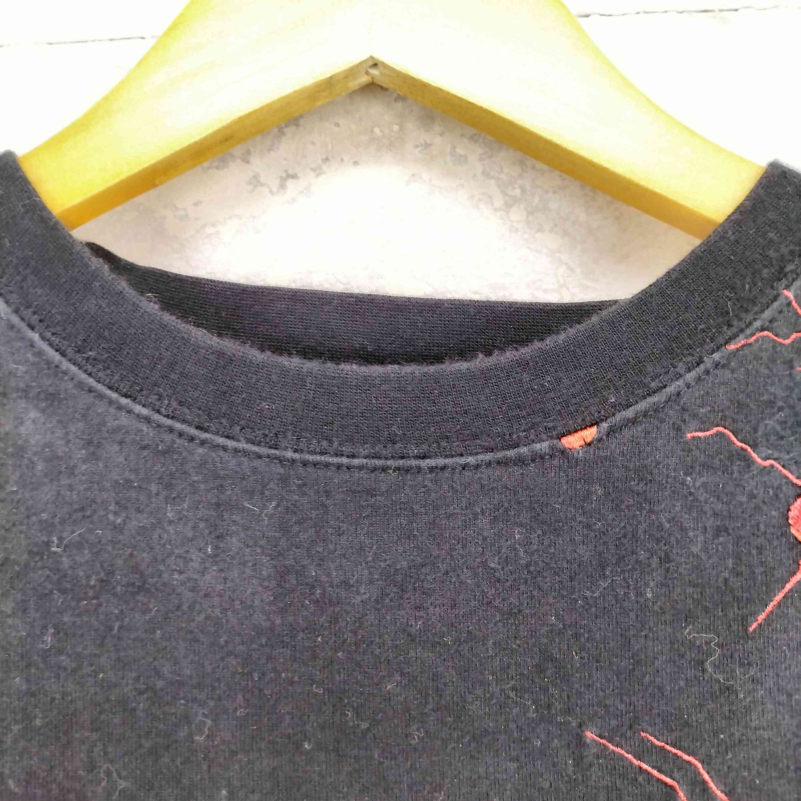 絡繰魂(カラクリダマシイ) 粋 酒呑童子 刺繍 L/Sカットソー メンズ JPN：L 【中古】【ブランド古着バズストア】 カラクリダマシイ 絡繰魂 粋 酒呑童子 刺繍 L/Sカットソー メンズ JPN