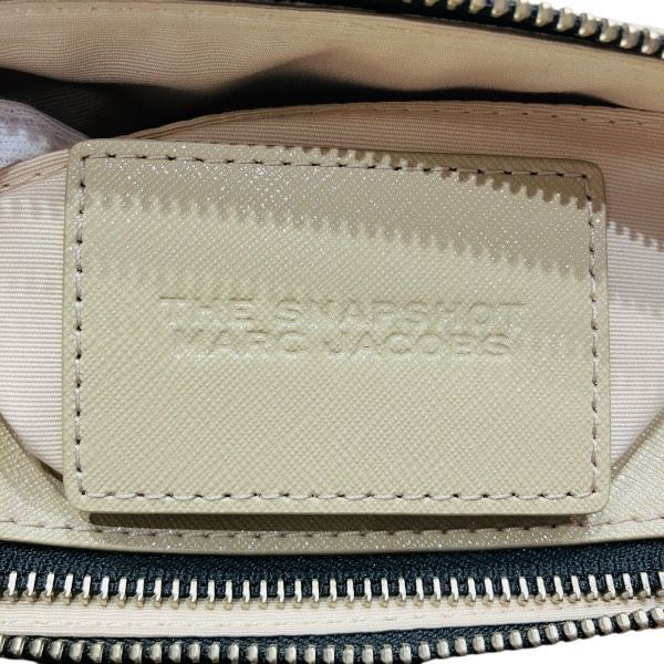 ショルダーバッグ