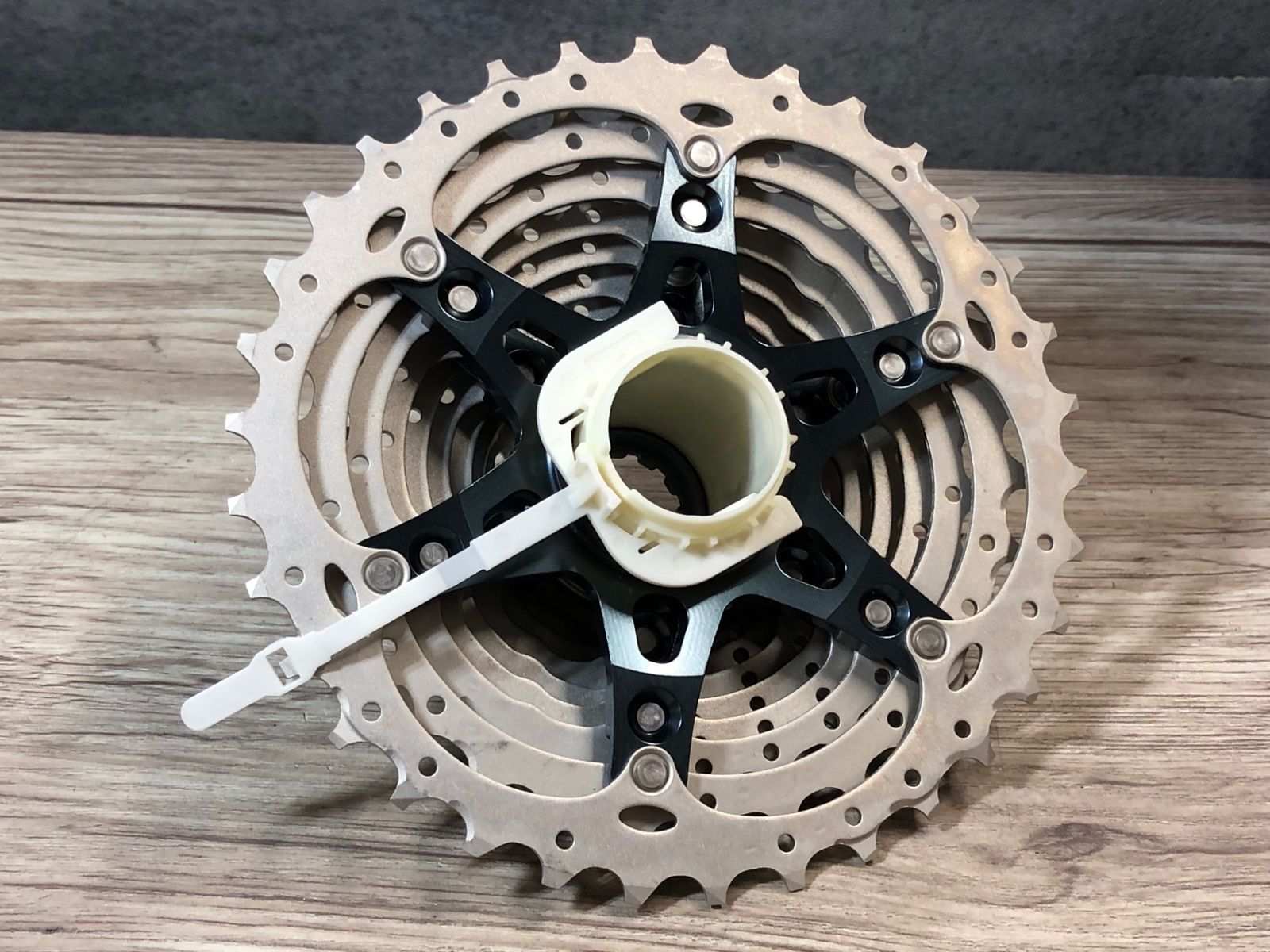 JS383 シマノ お買い得品 SHIMANO CS-HG800-11 スプロケット 11-34T