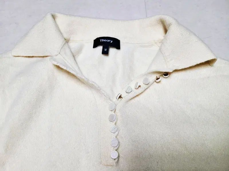 セオリー クリーム色 カシミア100 ニット ポール1254