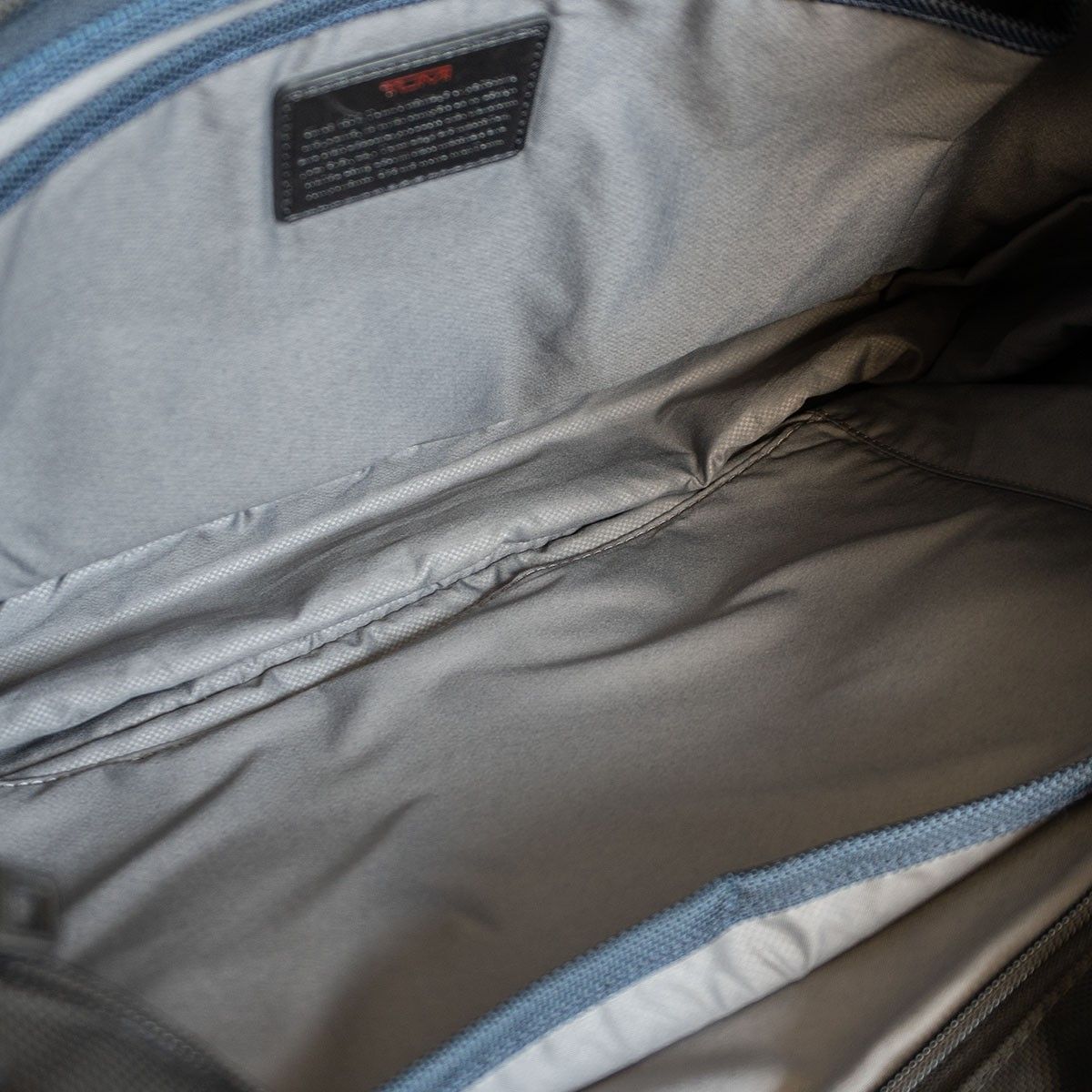美品/日本限定】TUMI トゥミ 【26168D2E/ALPHA2 トートバッグ