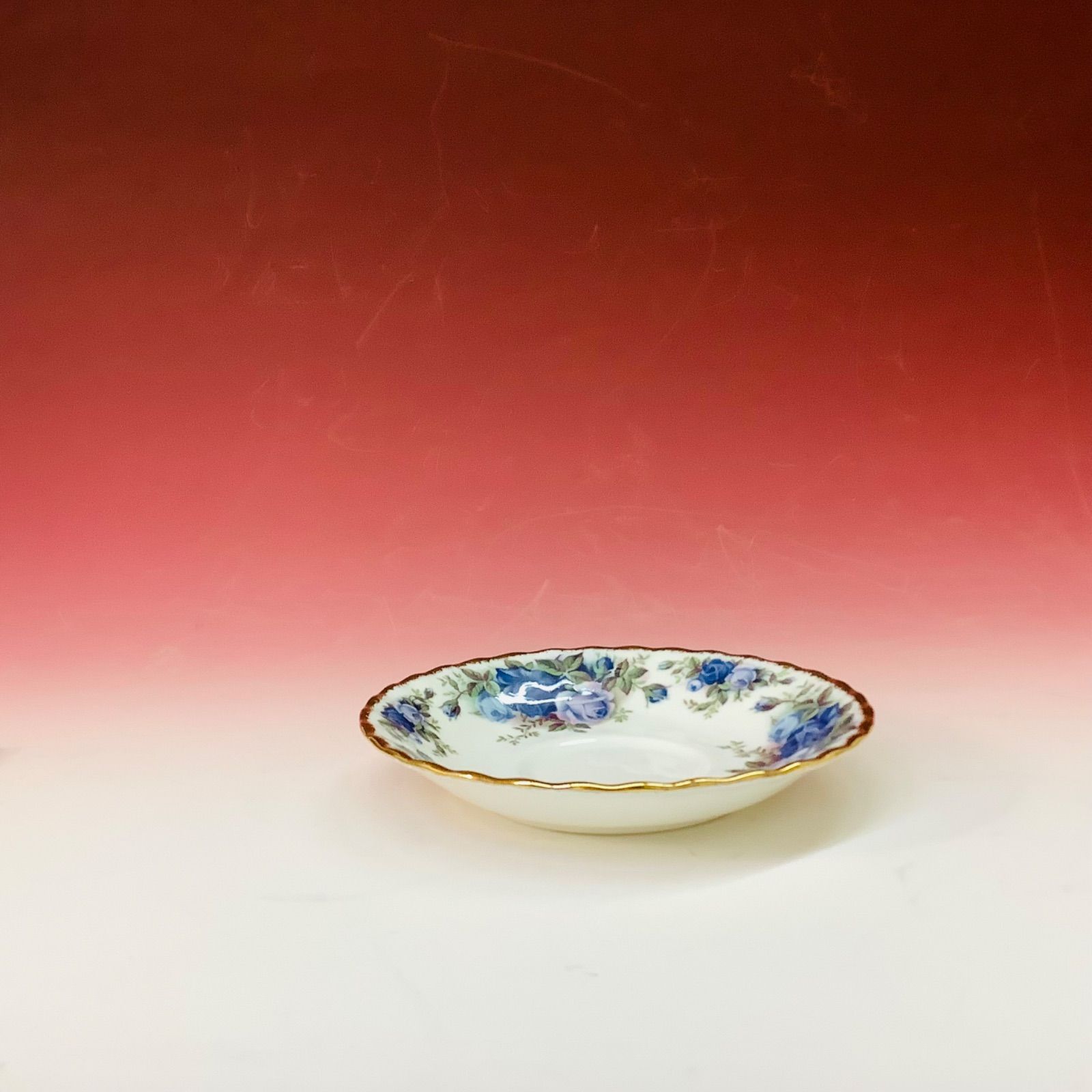 Royal Albert ロイヤルアルバート ムーンライトローズ カップ&ソーサー