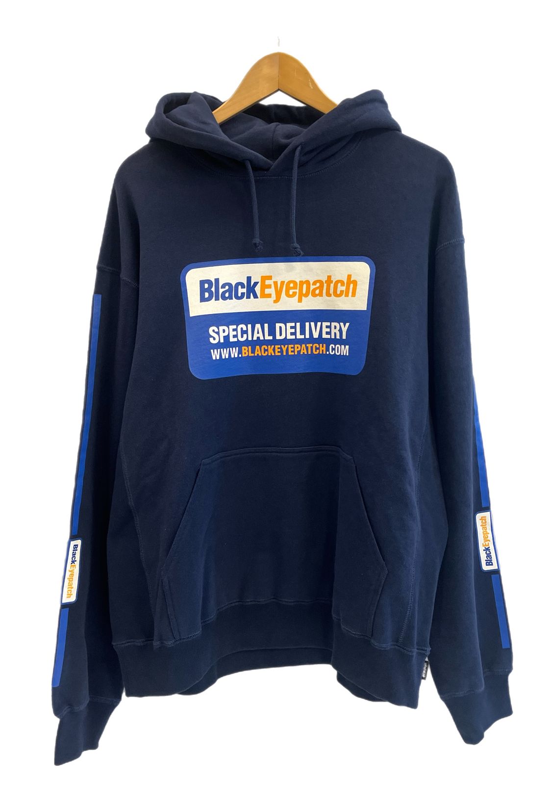 ブラックアイパッチ BlackEyePatch HOODIE デリバリーマン フーディ パーカー 紺 パーカ ネイビー Lサイズ 101 MT-5467