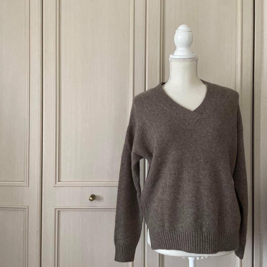 Pallas Palace PAL’LAS パラスパレス ニット セーター 長袖 Ｖネック 毛１００％ お呼ばれ デート オフィスカジュアル 食事会 お出かけ 上品 ブラウン