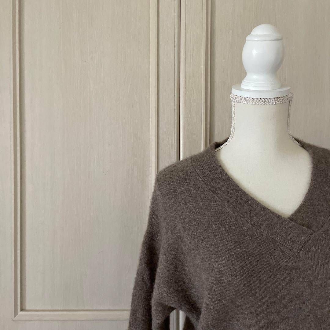 Pallas Palace PAL’LAS パラスパレス ニット セーター 長袖 Ｖネック 毛１００％ お呼ばれ デート オフィスカジュアル 食事会 お出かけ 上品 ブラウン