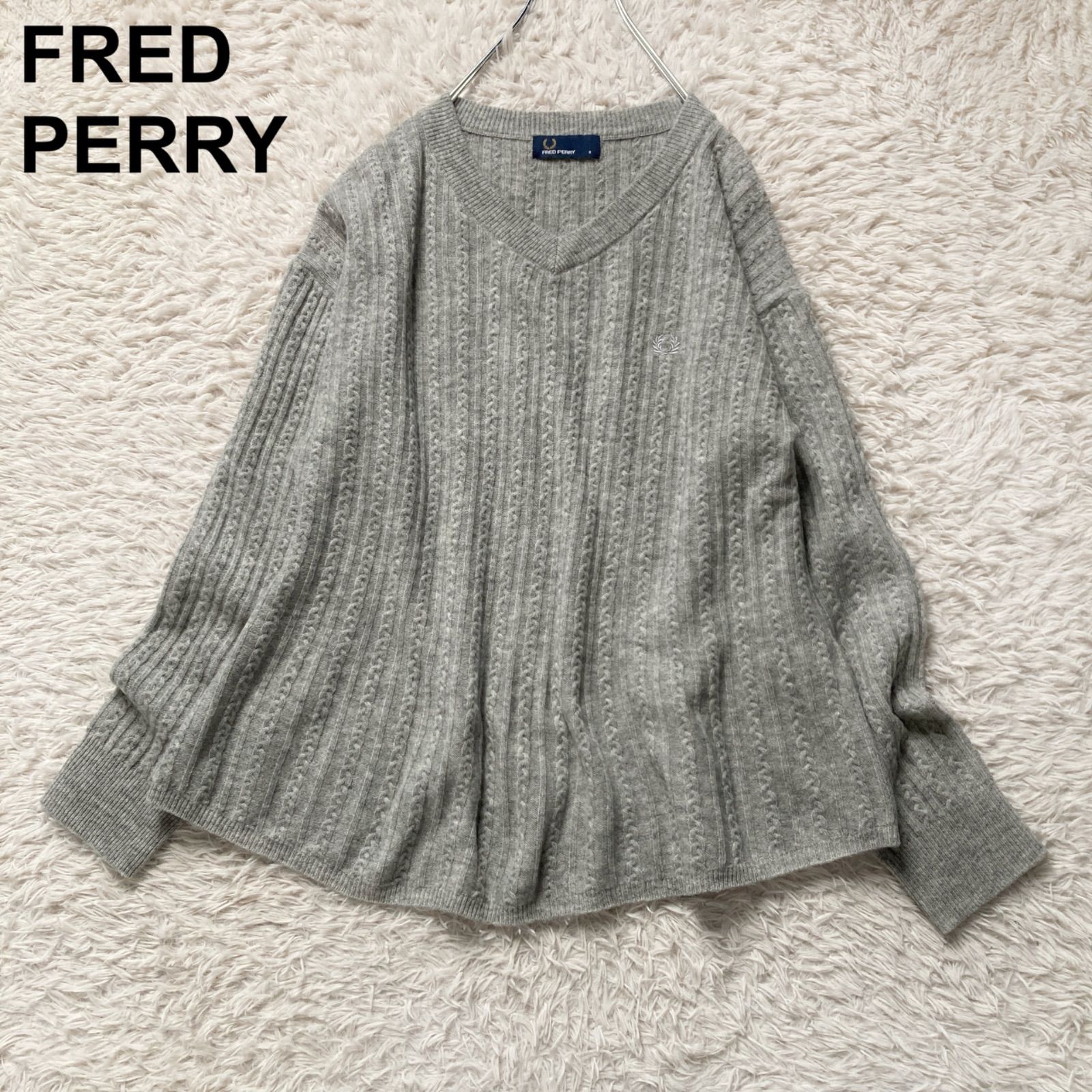 良品 フレッドペリー FRED PERRY Vネック ケーブル ニット セーター