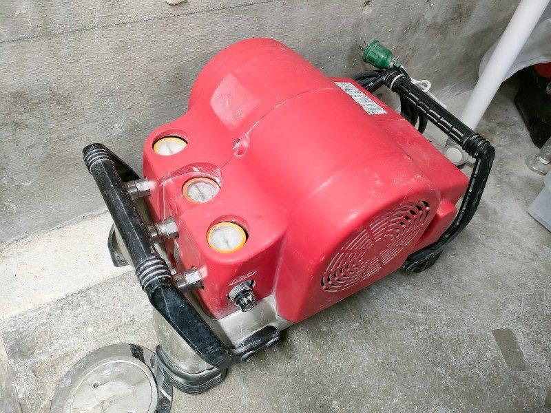 MAXマックス AK 7000 AE 高圧エアコンプレッサー 自動停止まで約2分10秒 エア漏れなし 60 Hz