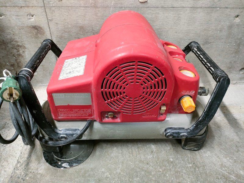 MAXマックス AK-7000 AE 高圧エアコンプレッサー 自動停止まで約2分10秒 エア漏れなし 60 Hz