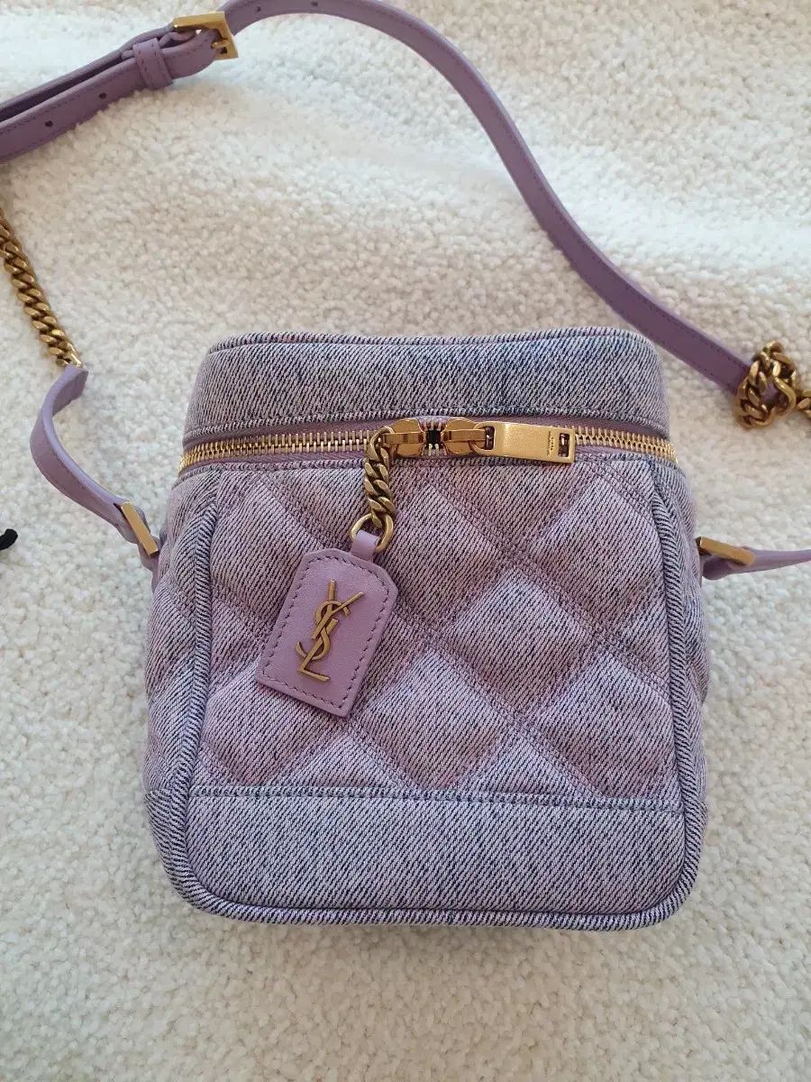 サンローラン ベニティ クロスバック