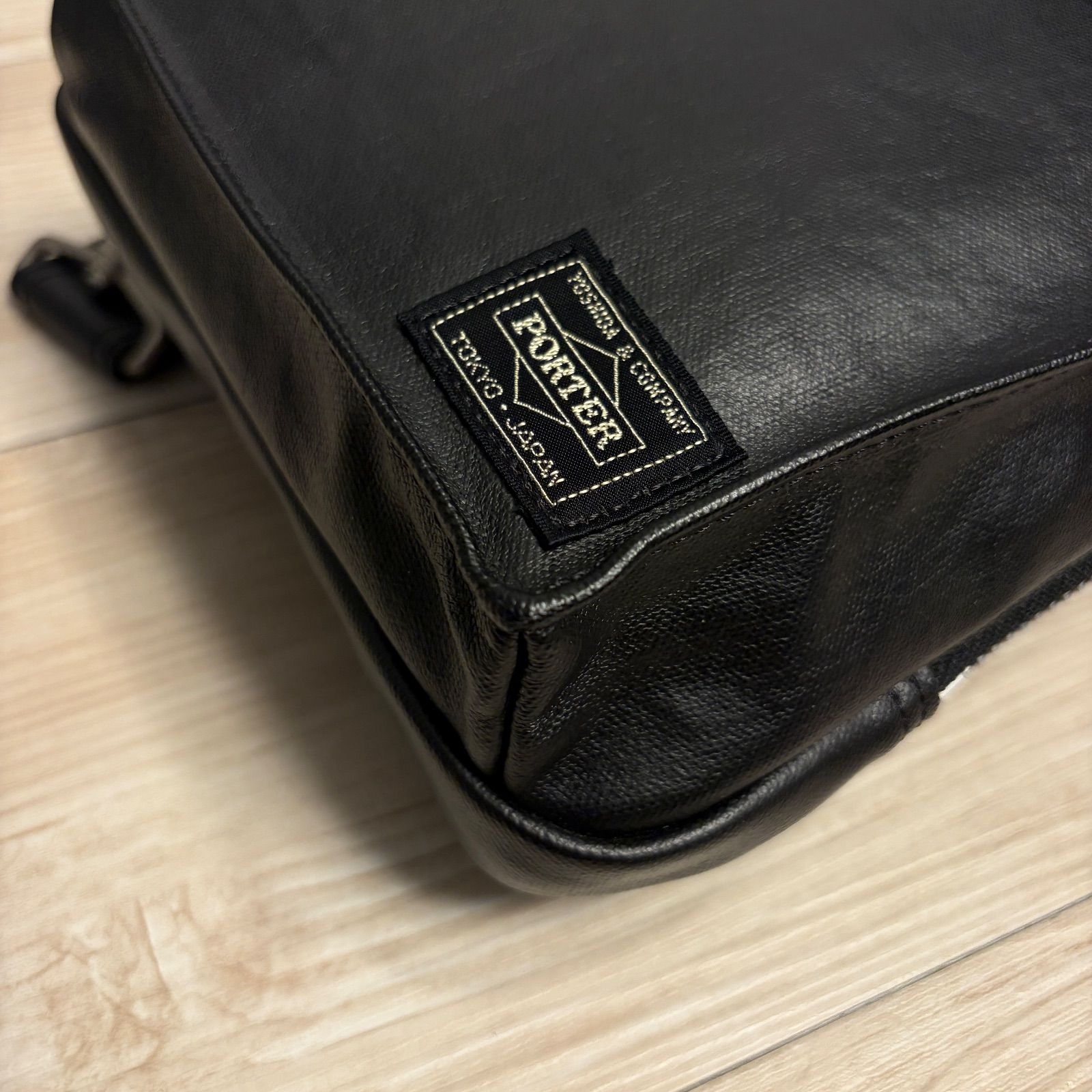 ✨極美品✨PORTER フリースタイル ワンショルダーバッグ 黒 レザー調