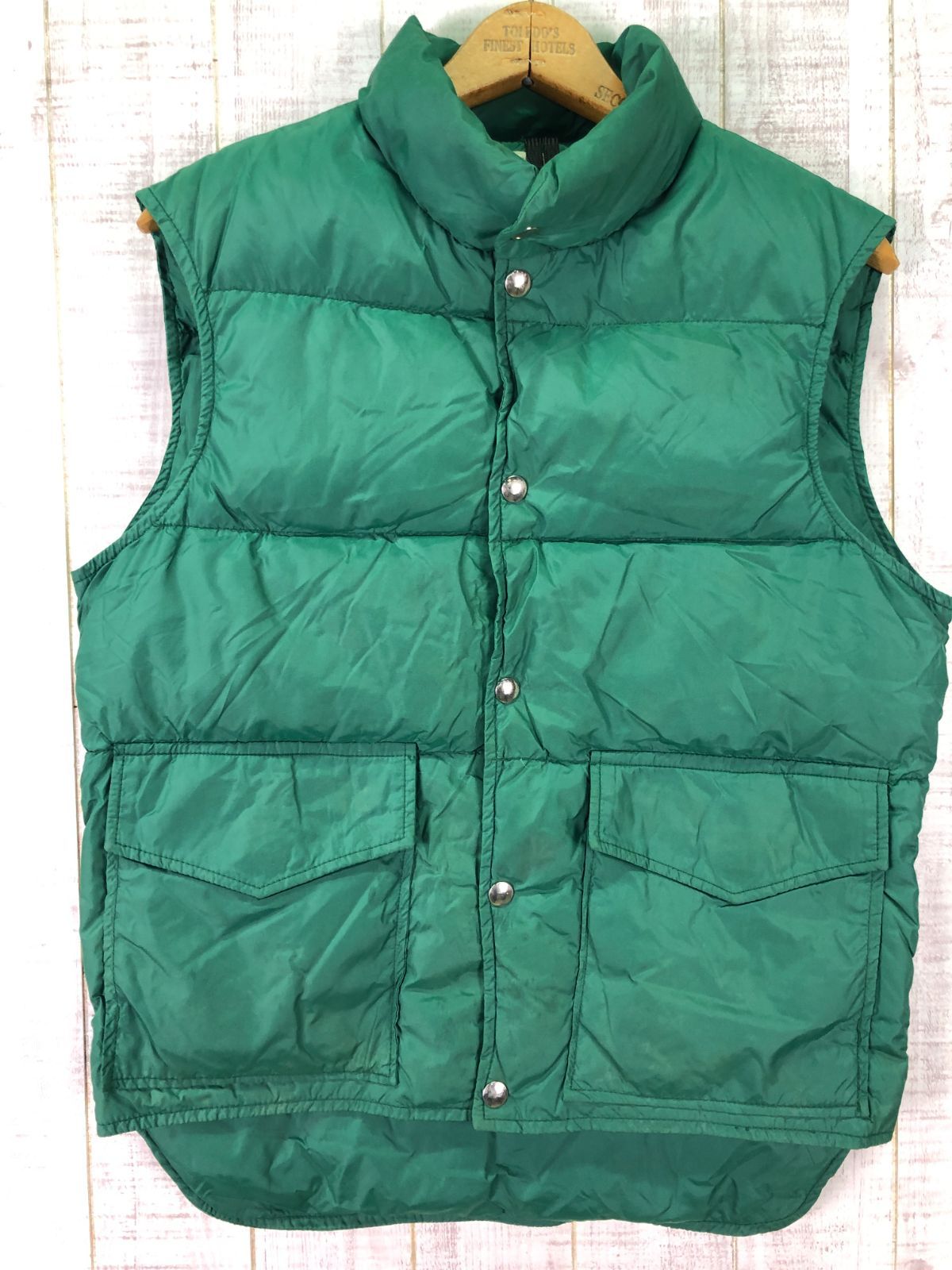 80's ビンテージ Woolrich ダウンベスト S グリーン - メルカリ