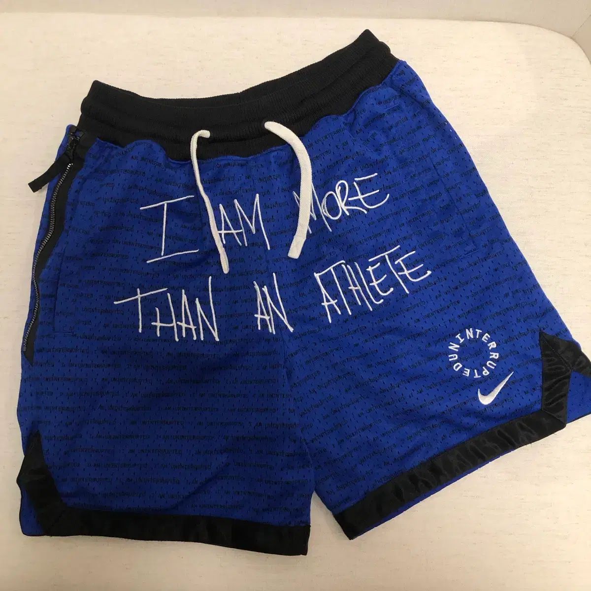 S NIKE レブロン ATHLETE ショーツ