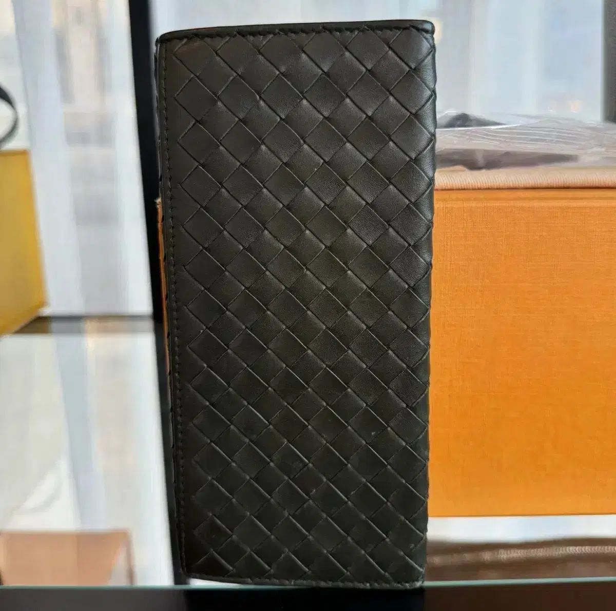 ボッテガ ヴェネタ イントレチャート 長財布 オリーブ カーキ