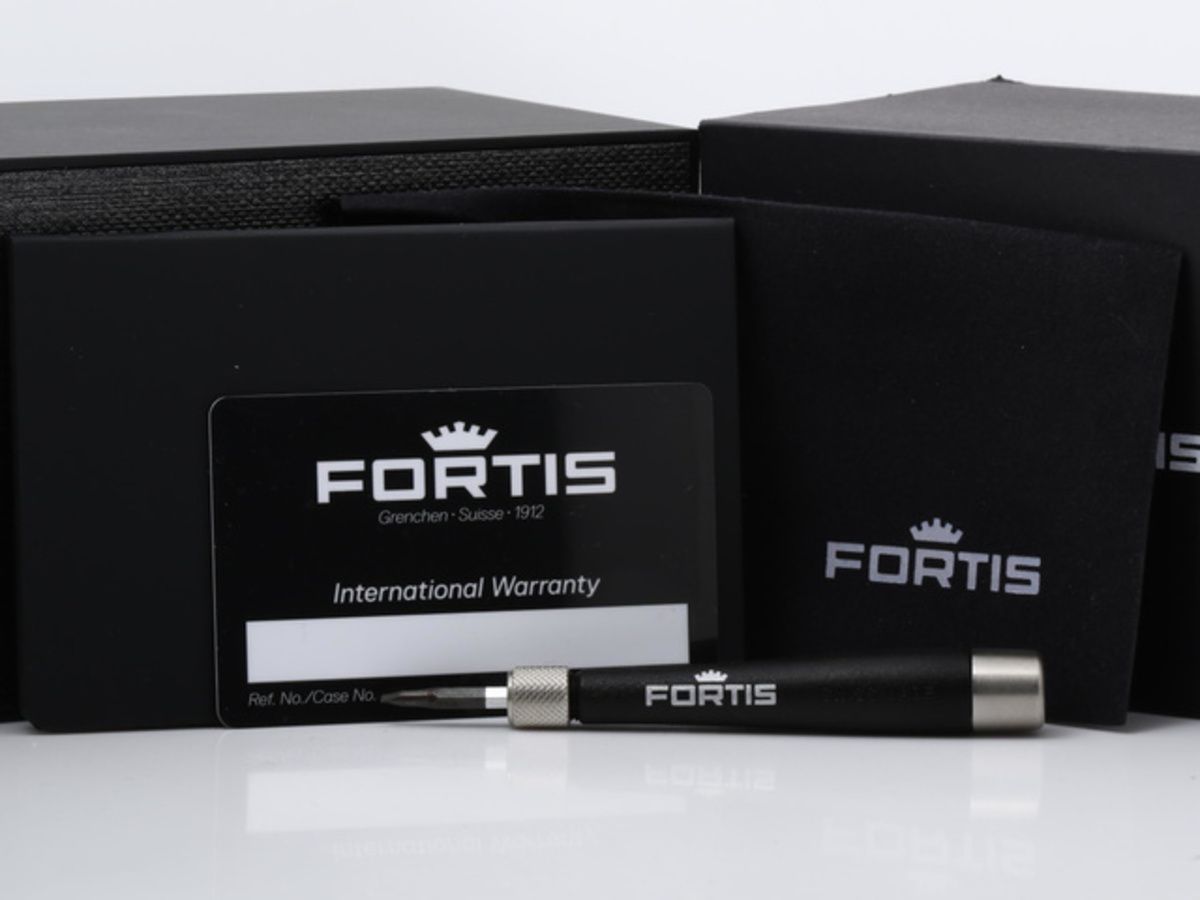  フォルティス マリンマスター M 40 グリーン F8120008 ステンレススティール ウッドペッカー ブルゾン 自動巻き時計 腕時計(アナログ)