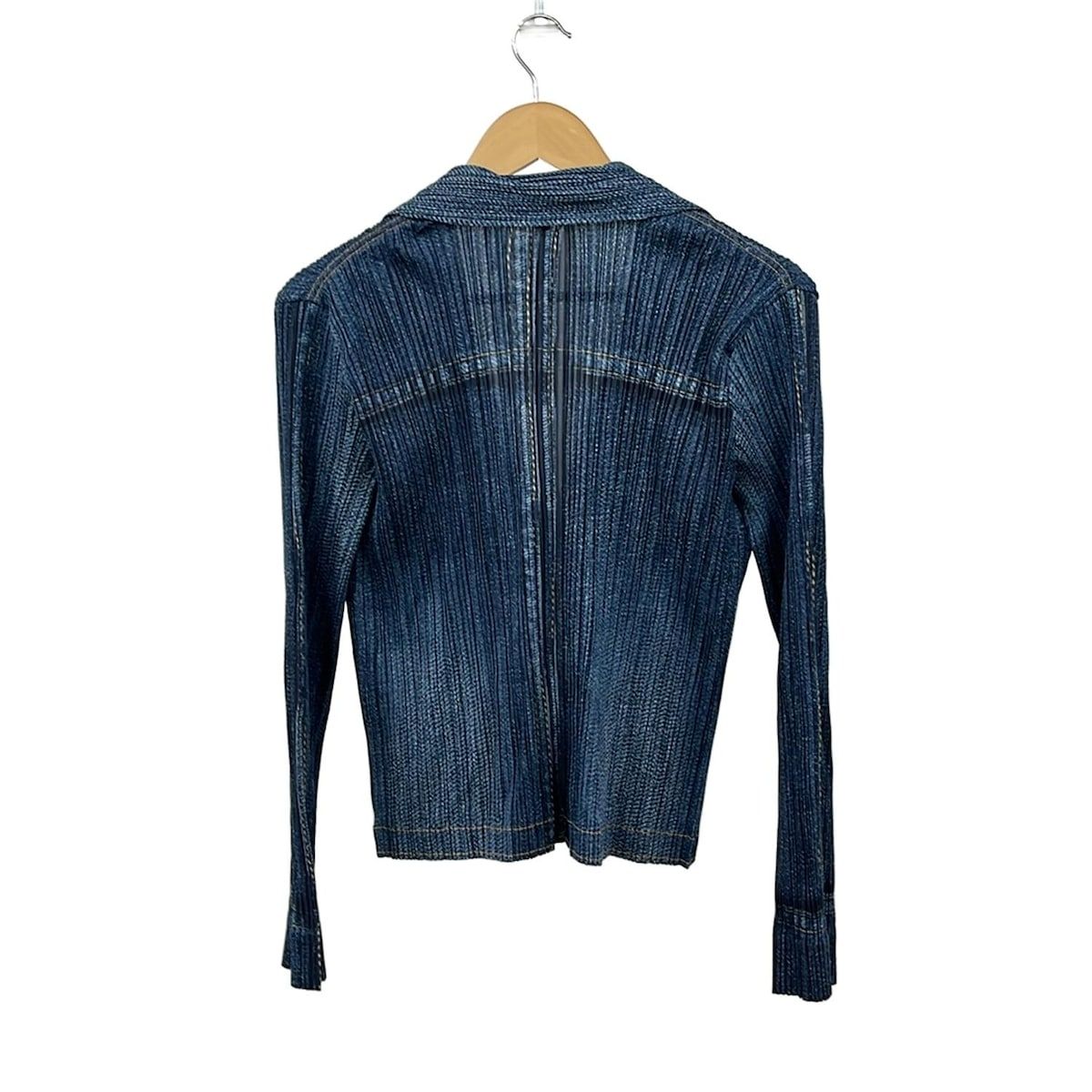 PLEATS PLEASE ジャケット　サイズ3 PLEATS PLEASE(プリーツプリーズ) ジャケット サイズ3 L レディース美