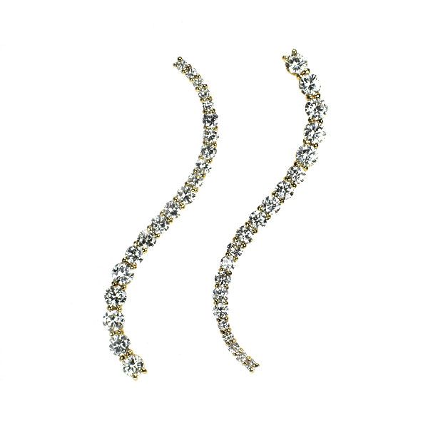 ダイヤモンド ピアス