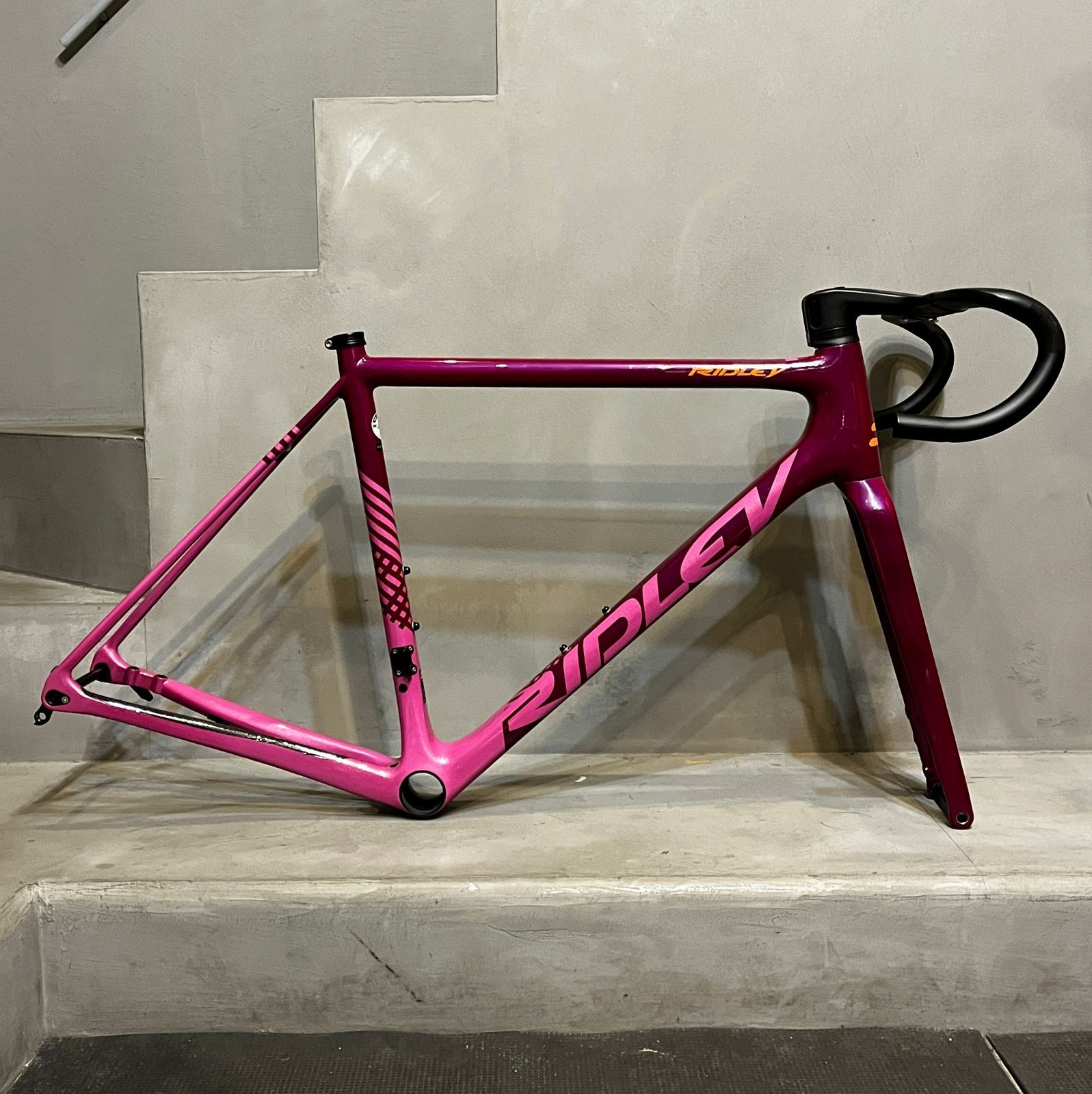 RIDLEY リドレー HELIUM SLX DISC Sサイズ 一体型カーボンハンドル付属