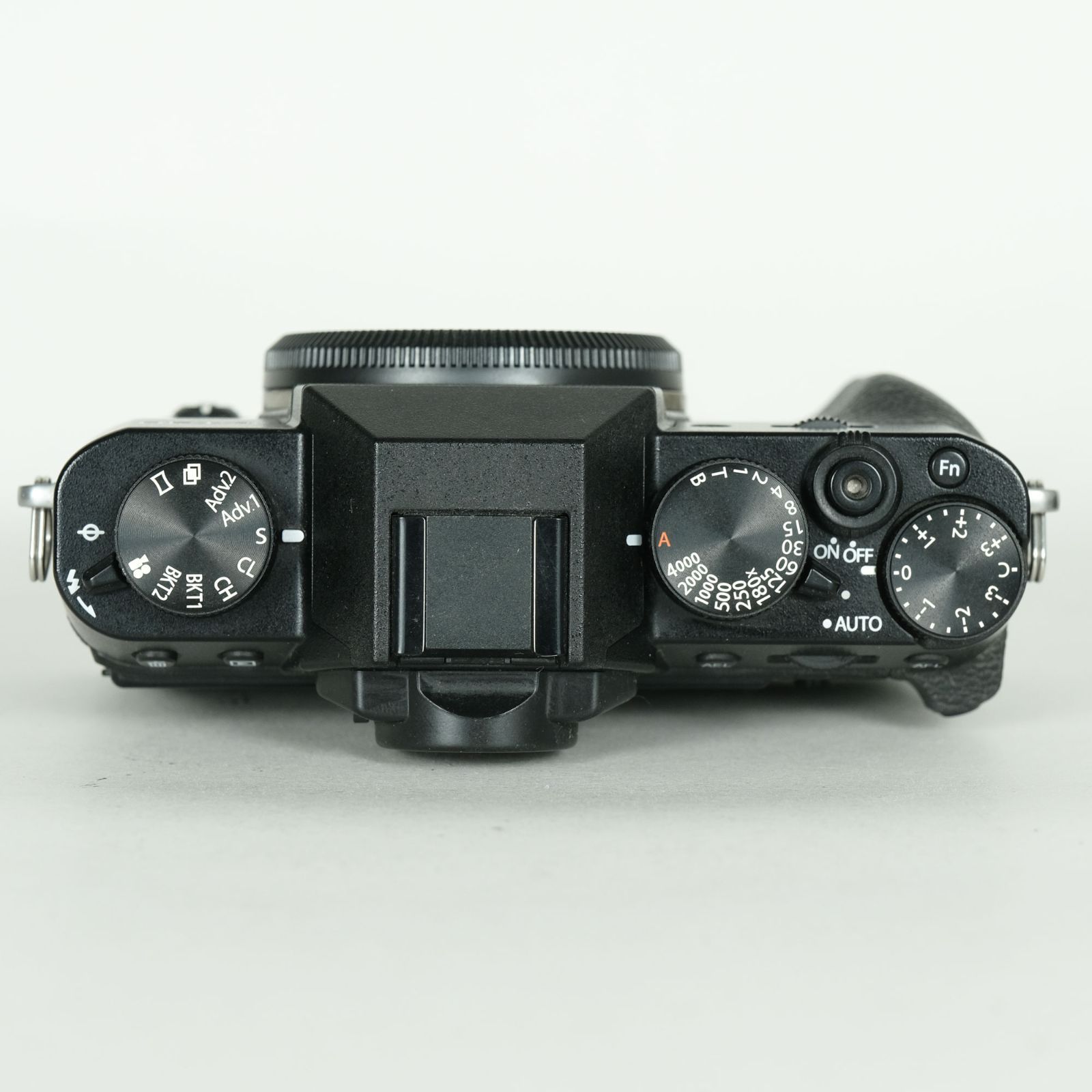 良品 | シャッター数1,100回｜バッテリー2個付] FUJIFILM X-T30