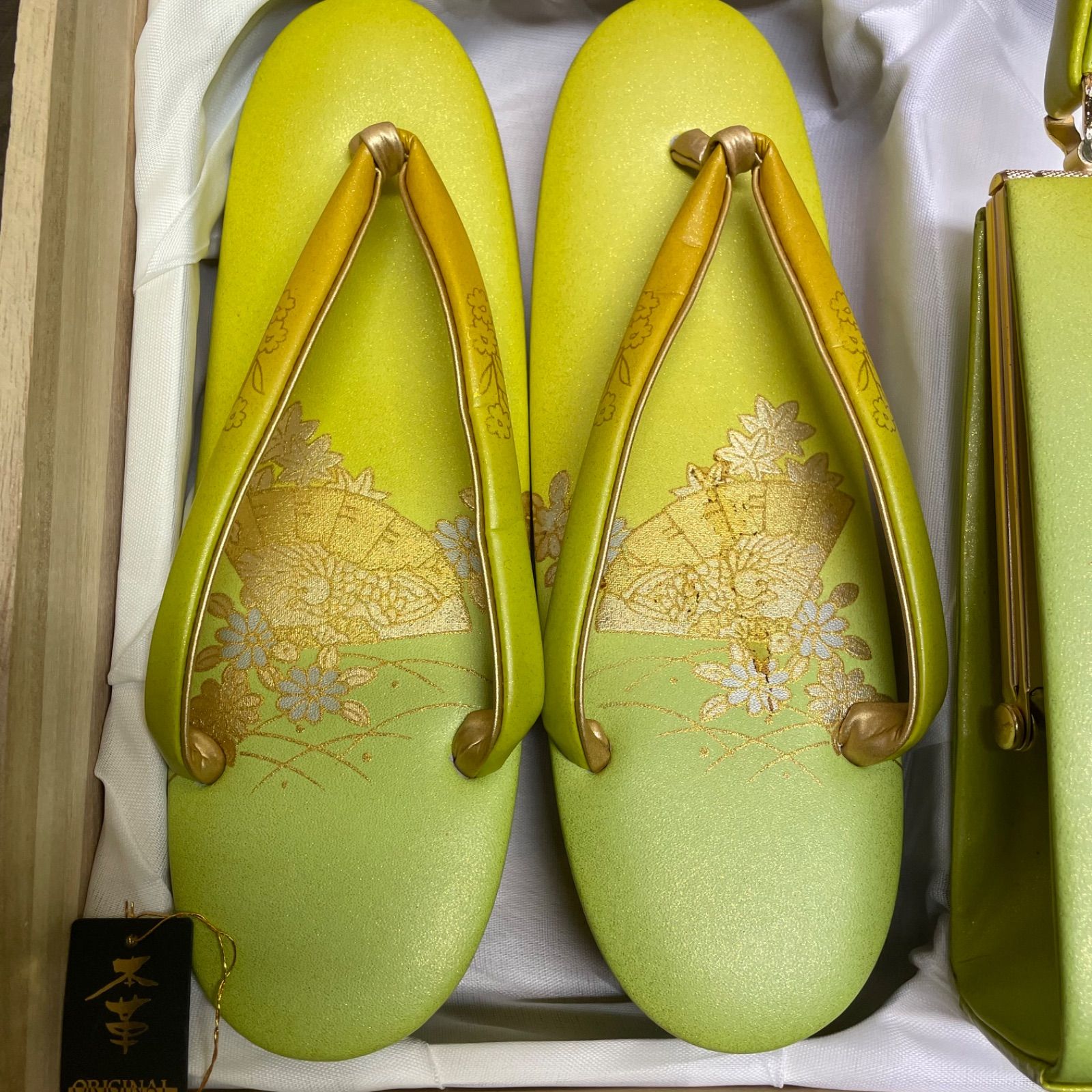 螺鈿】外観美品 和装用ハンドバッグ・草履セット 緑 豪華扇子柄 - メルカリ