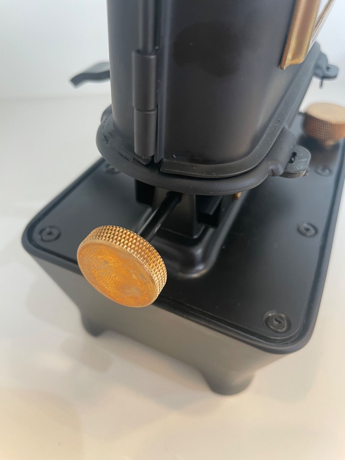 Thous Winds サウスウィンズ ファイヤーダンスストーブ アイロン