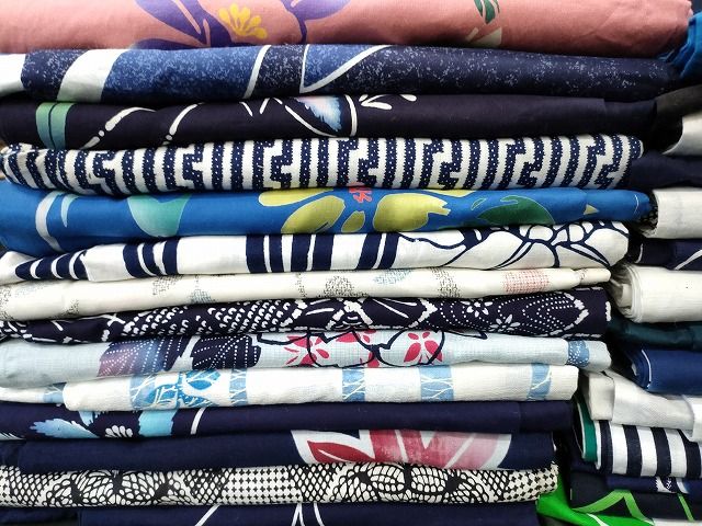 浴衣 まとめて 45点 蝶 紫陽花 百合 向日葵 撫子 花柄 Kansai 山本寛斎 しじら織 など 着用 多数 あり se 3881