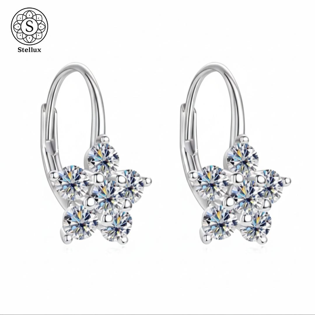  耳もとに 小さな花束を モアサナイトピアス フラワー クローバーデザイン 合計約1.2 ct Silver 925 S ゴールド シルバーの 展開 レディース 大人 普段使い ご褒美ジュエリー プレゼント ギフト 記念日 ピアス(両耳用) アクセサリー
