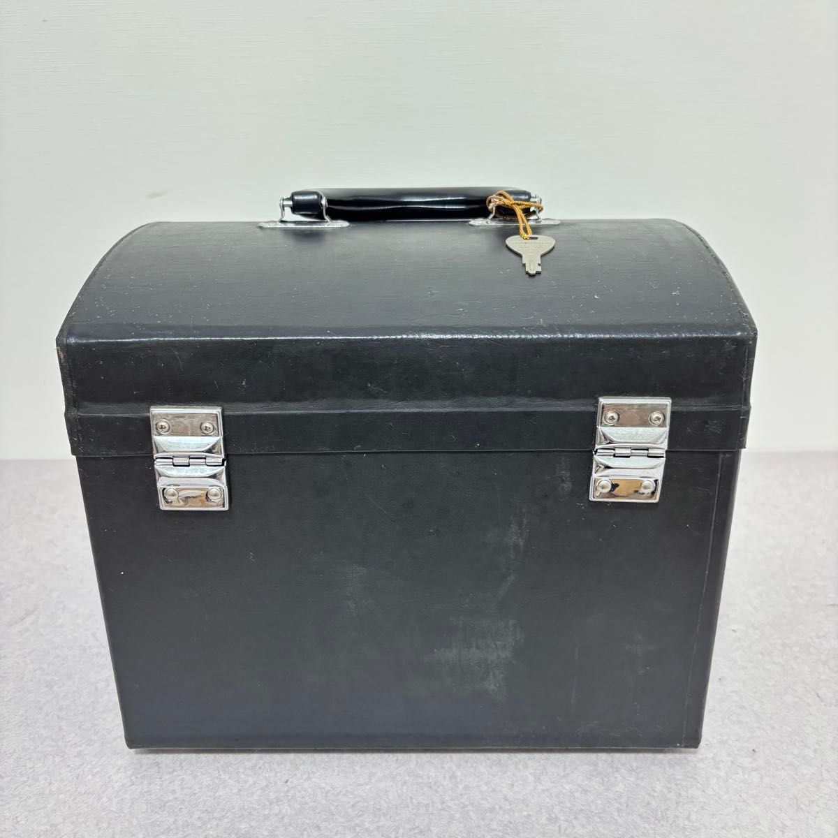 ☆【綺麗】本革 小鼓 ハードケース付 和楽器 - メルカリ