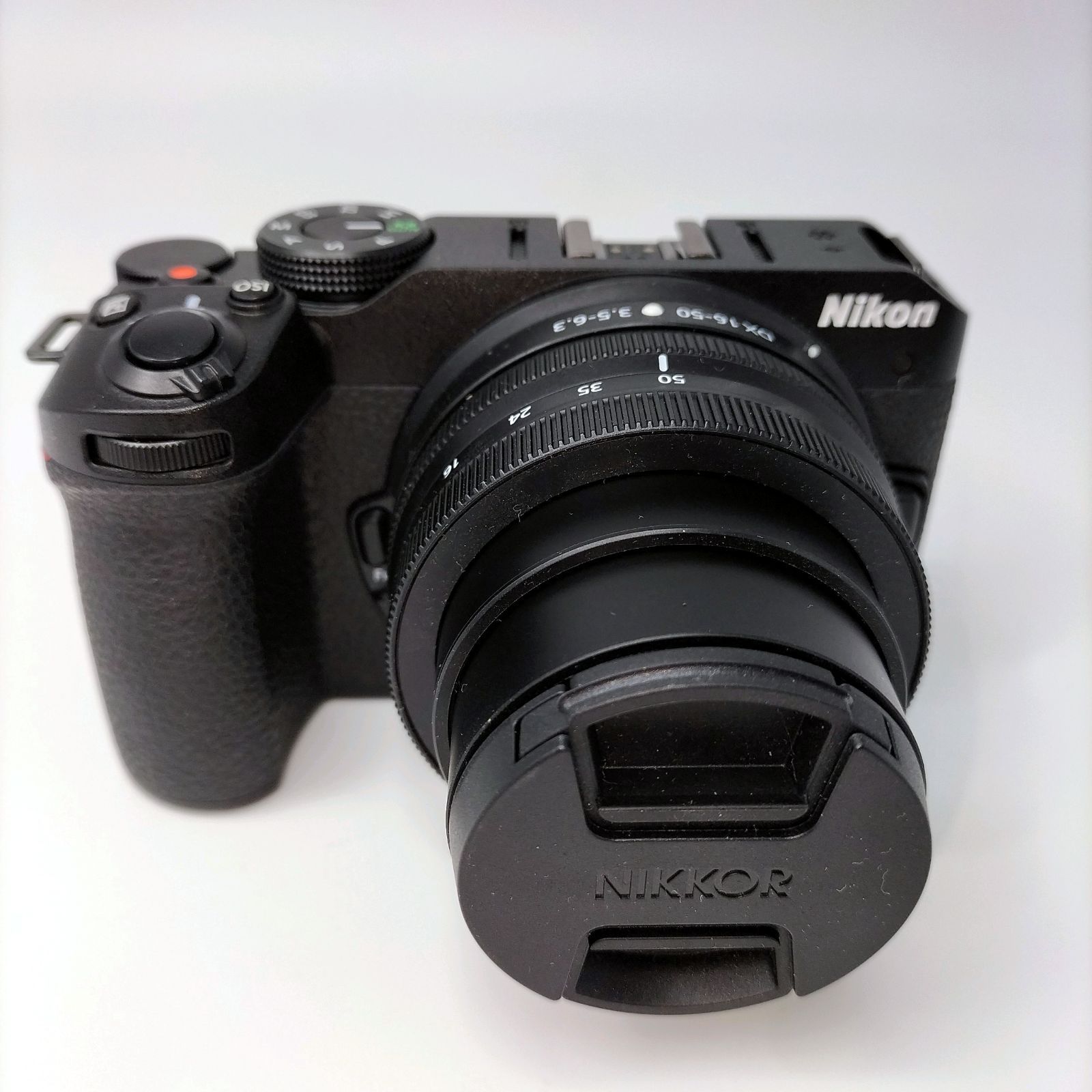 ニコン Nikon Z 30 ボディ（※レンズ別売り） 【未使用・キット化粧箱】 ニコン Nikon Z 30 ボディ（※レンズ別売り） 【未使用・キット化粧箱