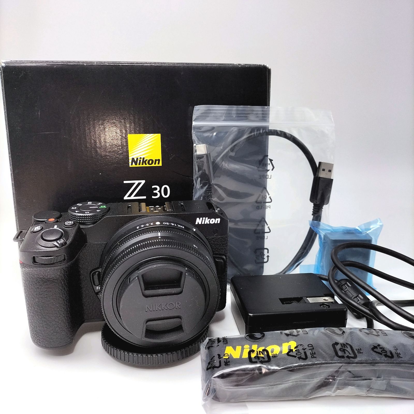 ニコン Nikon Z 30 ボディ（※レンズ別売り） 【未使用・キット化粧箱】 ニコン Nikon Z 30 ボディ（※レンズ別売り） 【未使用・キット化粧箱