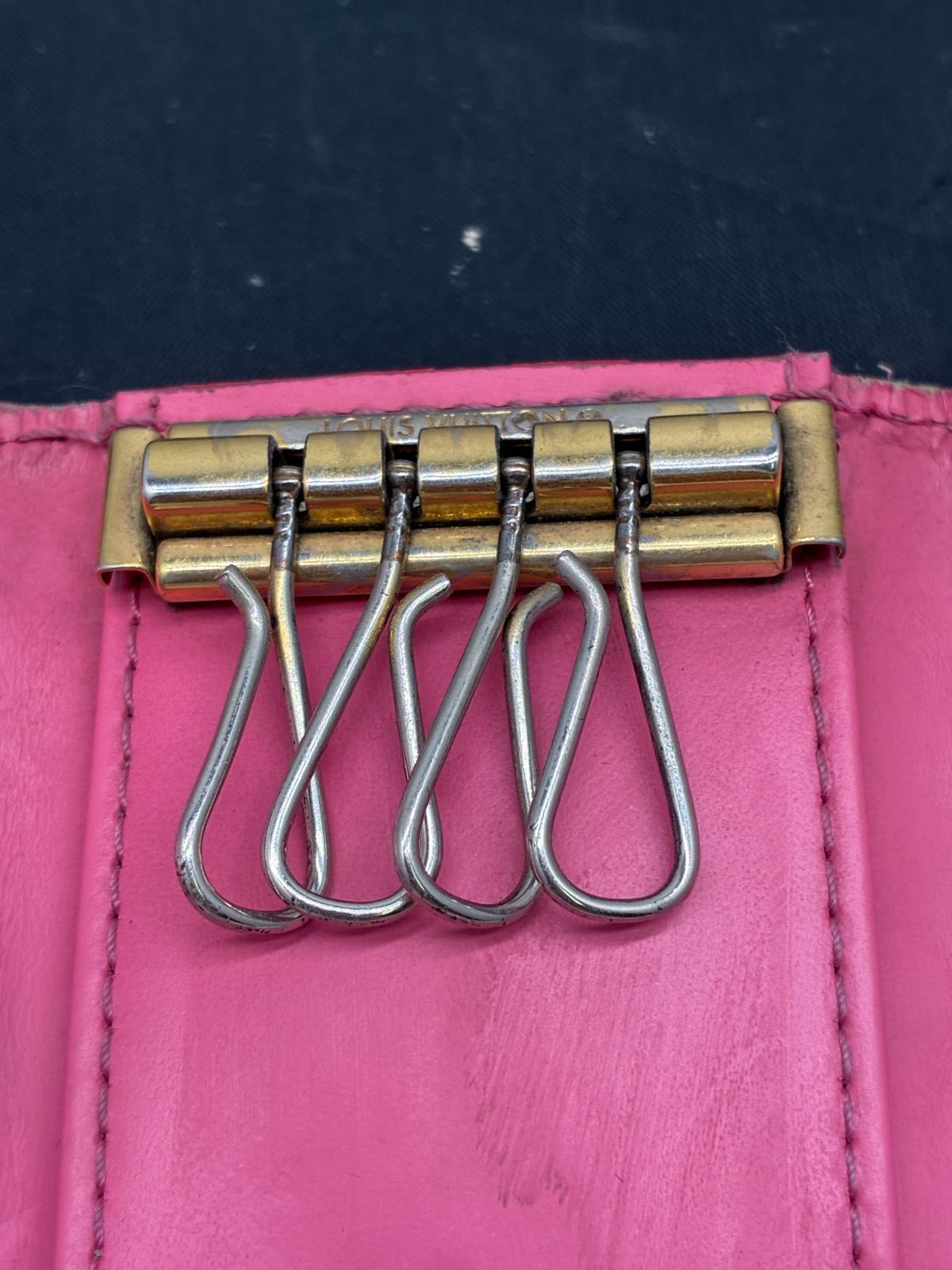 モノグラムヴェルニ ミュルティクレ4