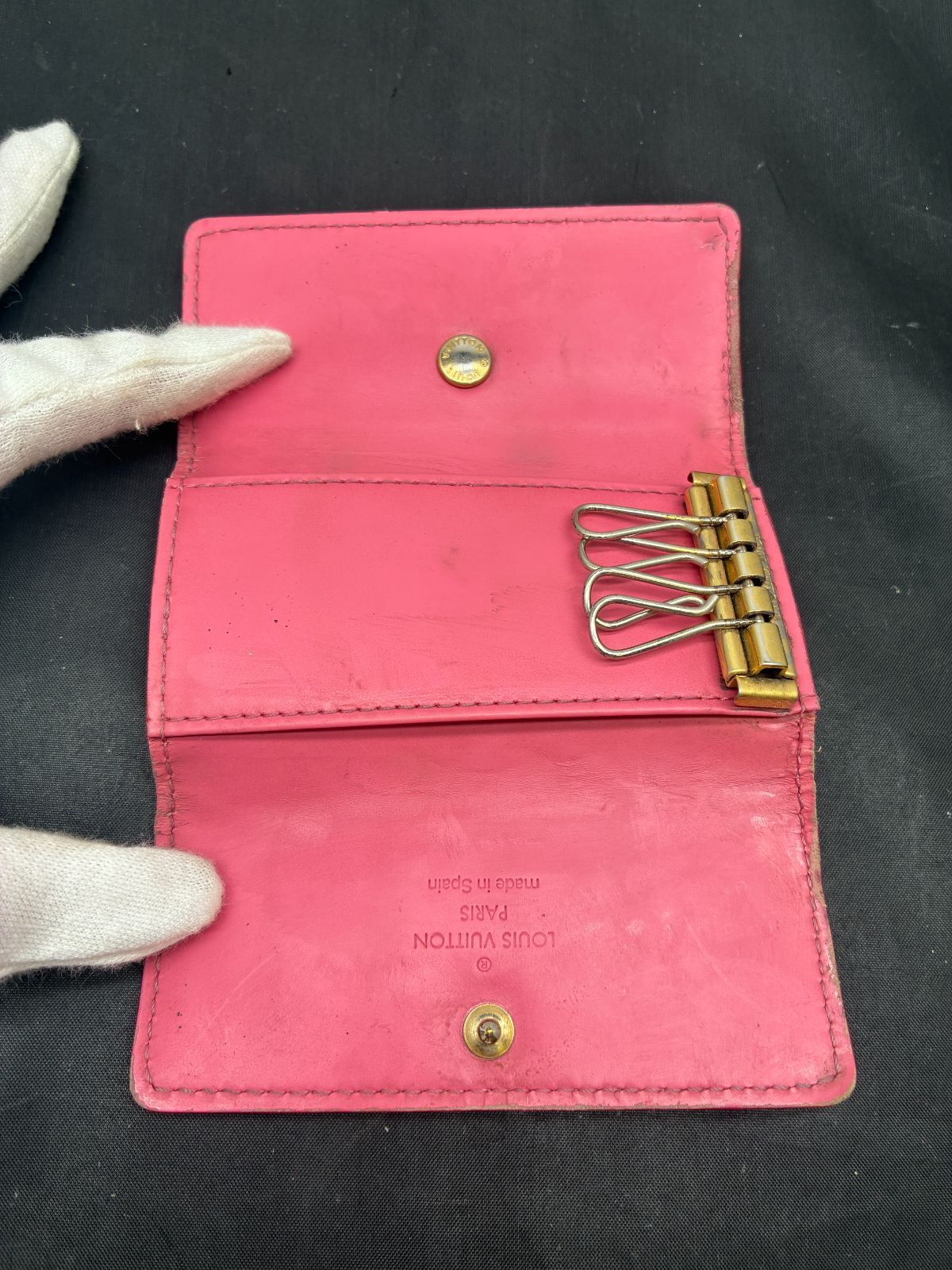  ルイヴィトン モノグラムヴェルニ ミュルティクレ4 キーケース 小物