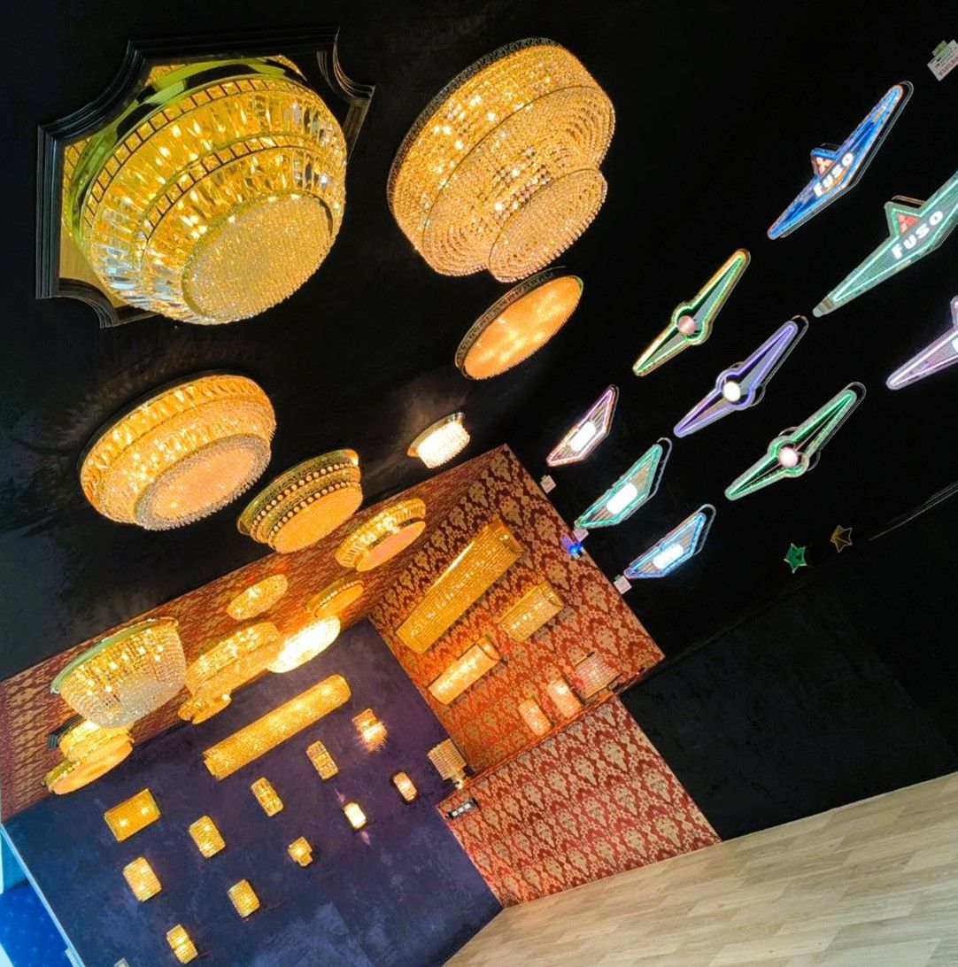 特価 未使用 訳あり品 幅80cm 壁掛け ナイアガラ シャンデリア フル