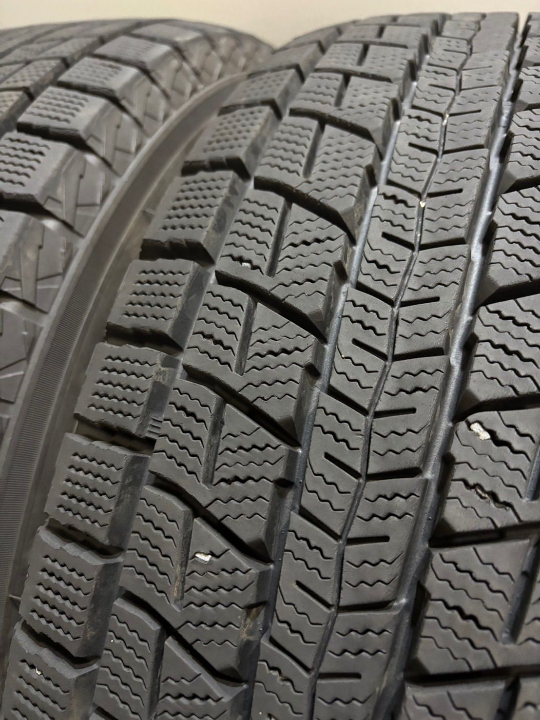  225 65 R 17 DUNLOP WINTER MAXX SJ 8 20年製 スタッドレス 4本 ウィンターマックス ハリアー RAV 4 エクストレイル CX 5 南7 L 122 17インチ スタッドレス