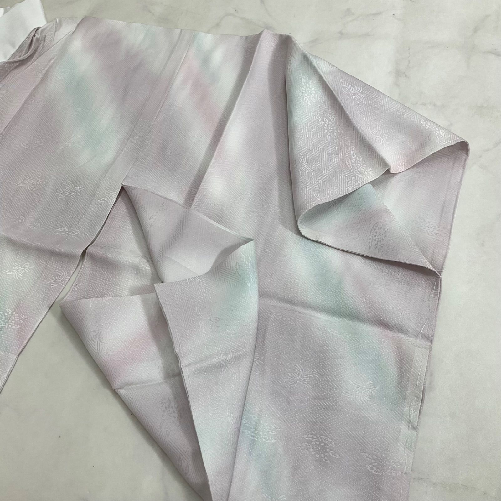 kimono+one◇未使用同然◇長襦袢◇仕付け糸付き◇単衣◇袖無双◇白半衿