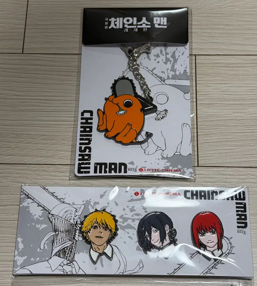 チェンソーマン ポチタ キーホルダー バッジ 3種