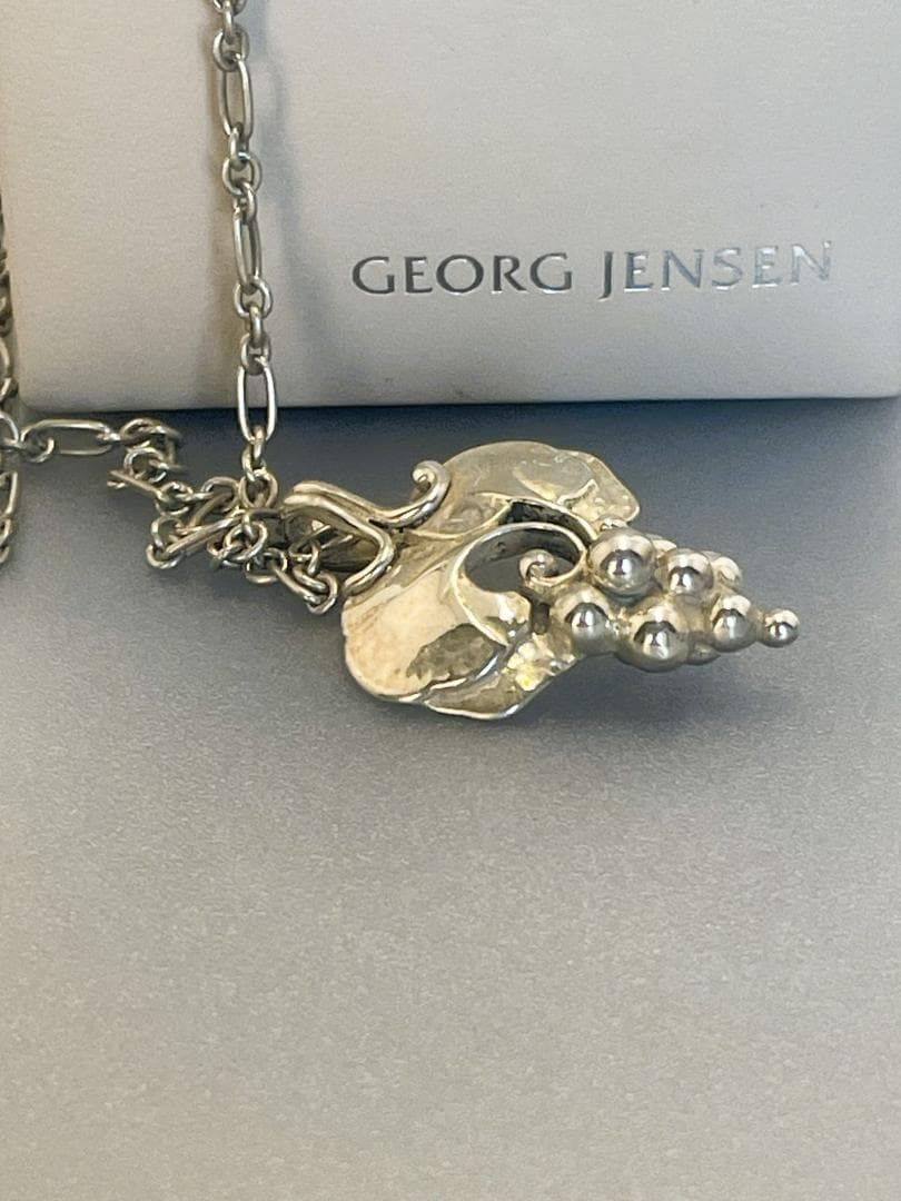 ジョージジェンセン 葡萄 1996 イヤー ネックレス シルバー925 - メルカリ