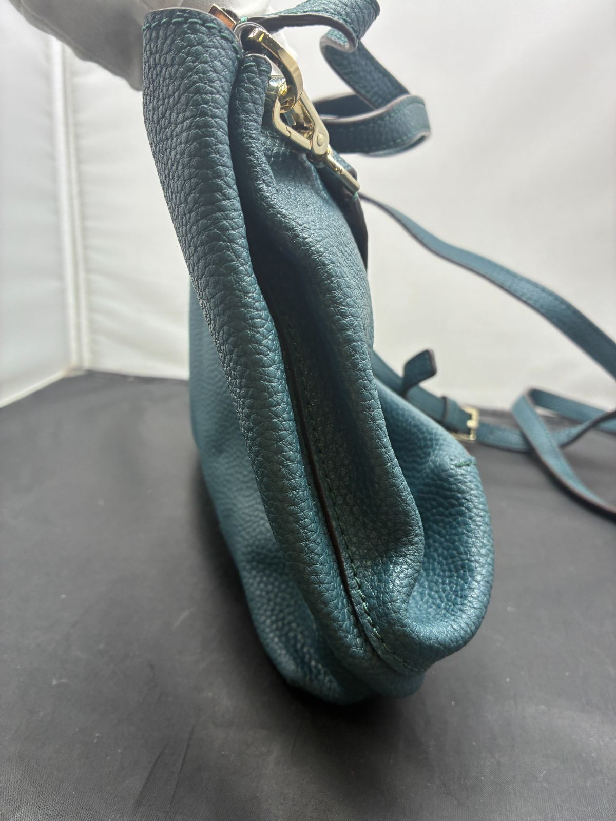 wayショルダーバッグ