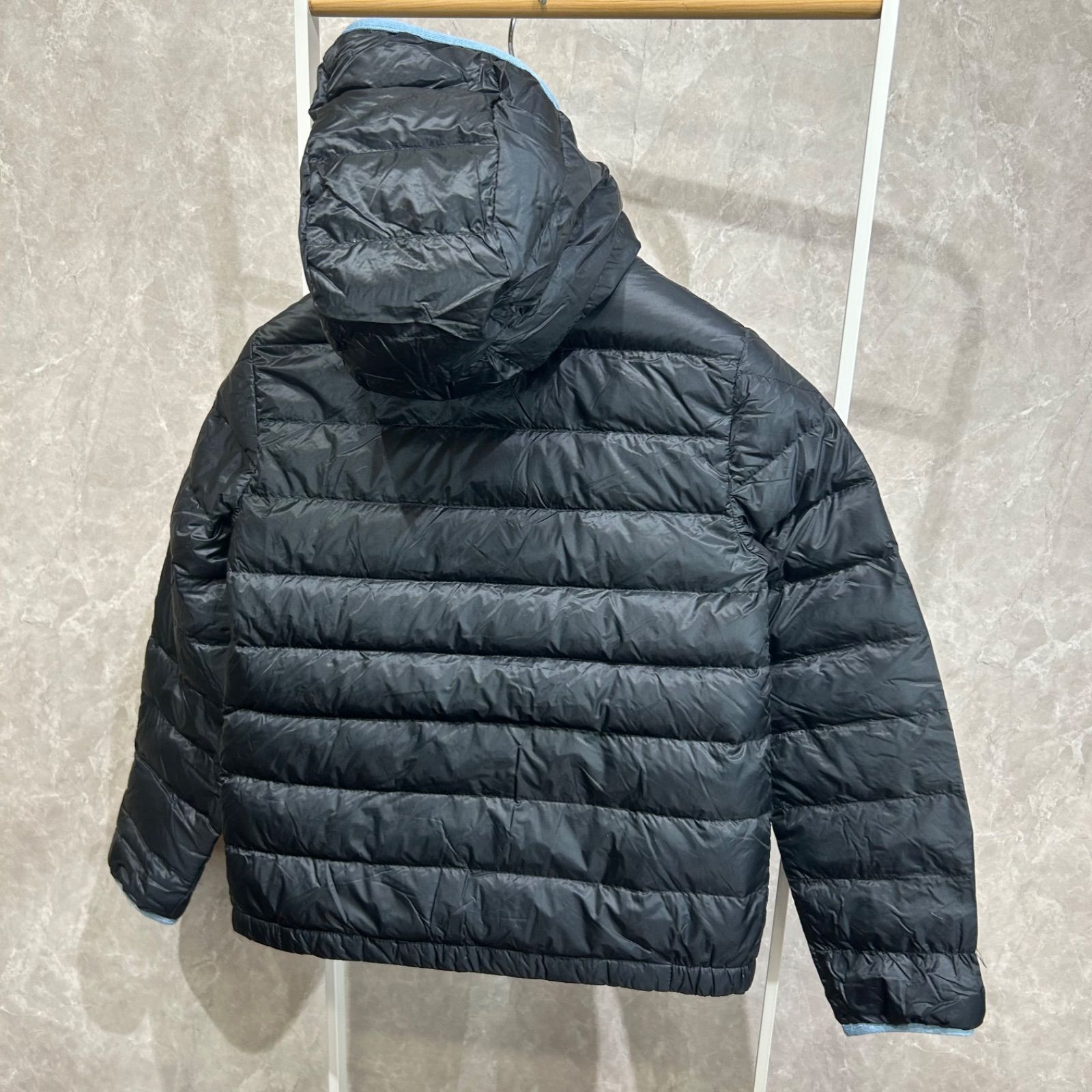 MONCLER モンクレールライトダウンジャケット黒紺系10A - メルカリ