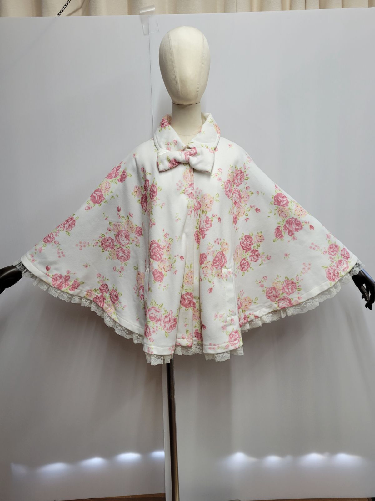 LIZLISA】花柄ポンチョ - メルカリ