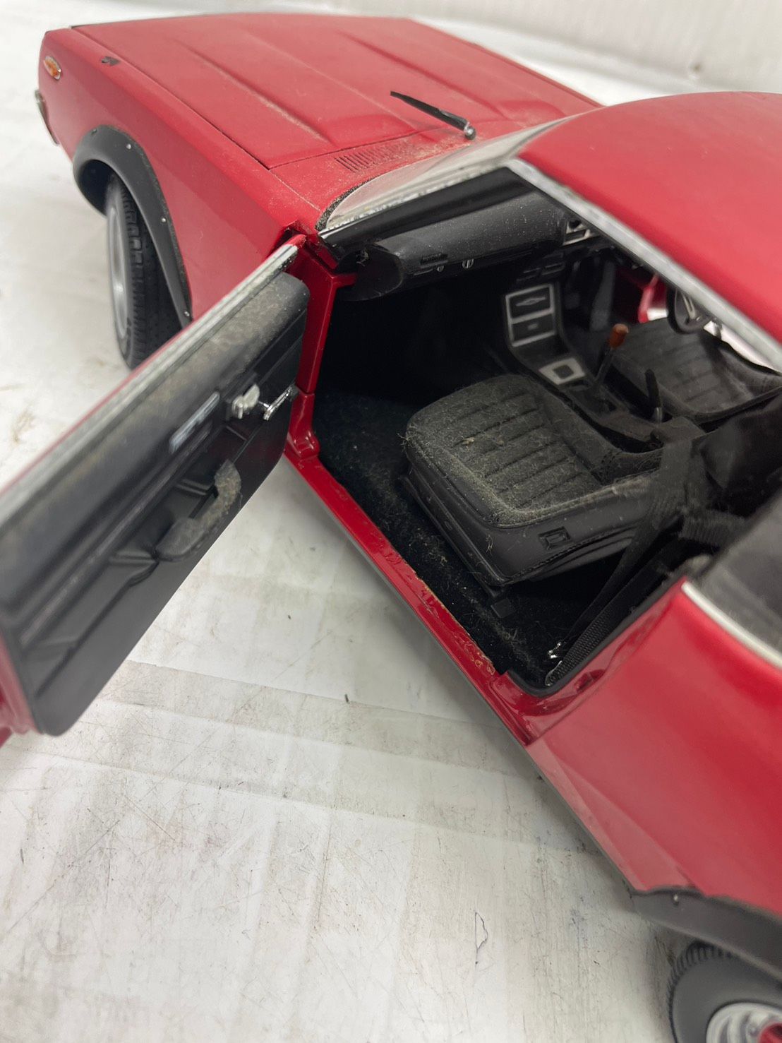  h 10777 京商 skyline 日産 スカイライン 2000 GT-R 赤 ミニカー おもちゃ1 18 その他 自動車