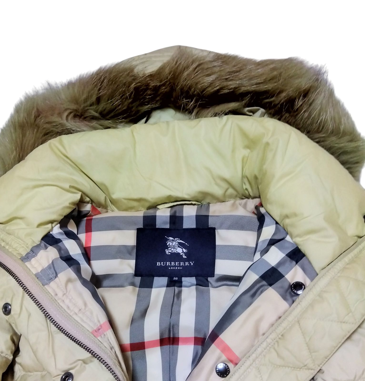 美品 バーバリーフォックスファー ダウンコート Burberry LONDON 超美品 BURBERRY LONDON フォックスファー ダウンジャケットノバ