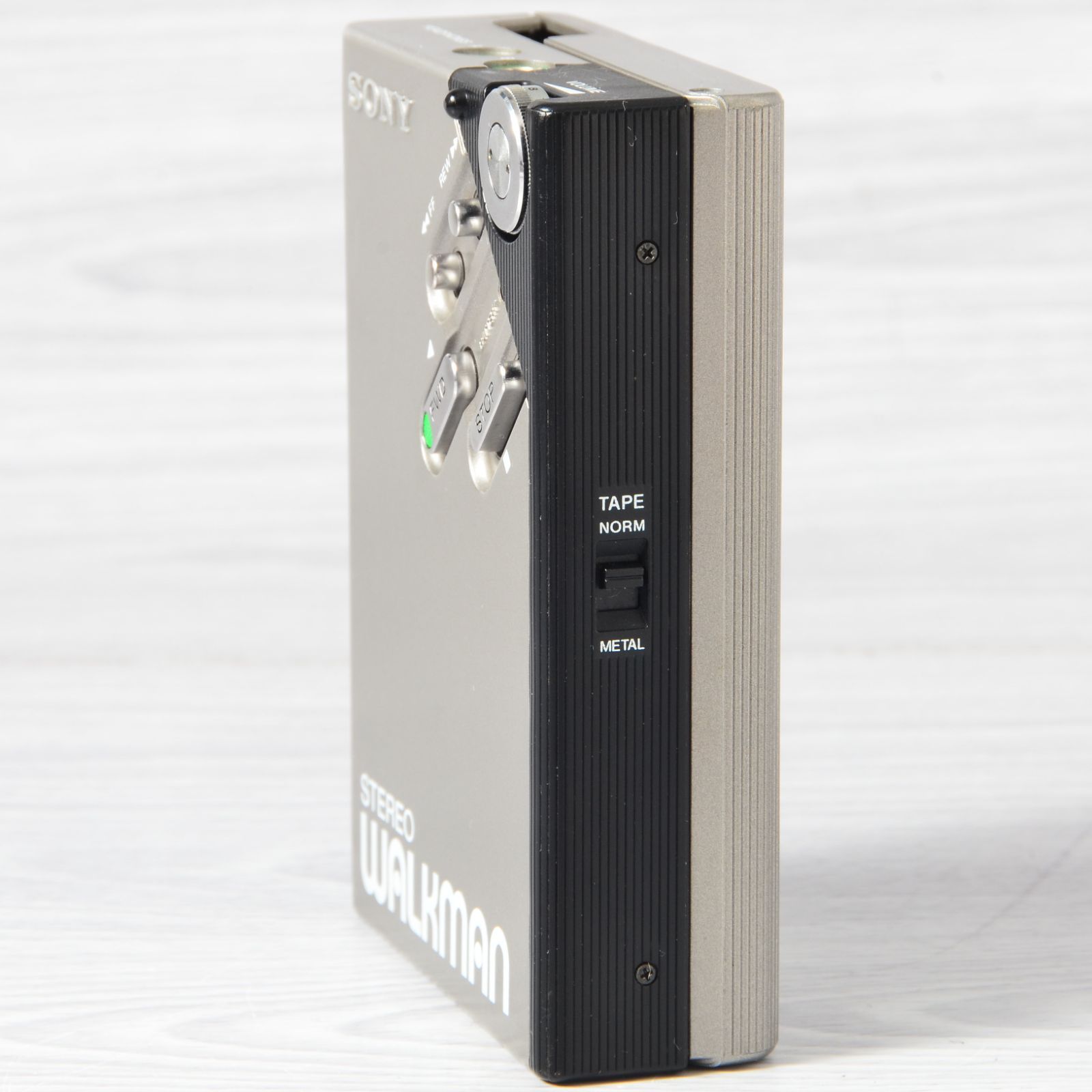 SONY WALKMAN WM-2 カセットウォークマン シルバー 整備済 TY402